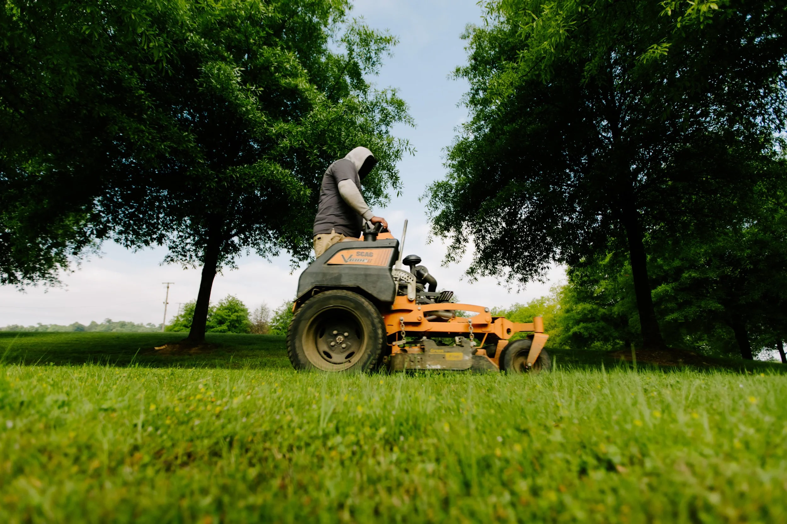 East Tennessee Landscaping - Maintenance Team.jpeg