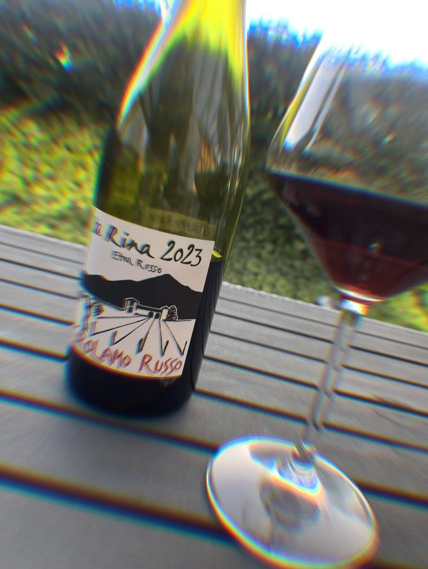🌋🍷