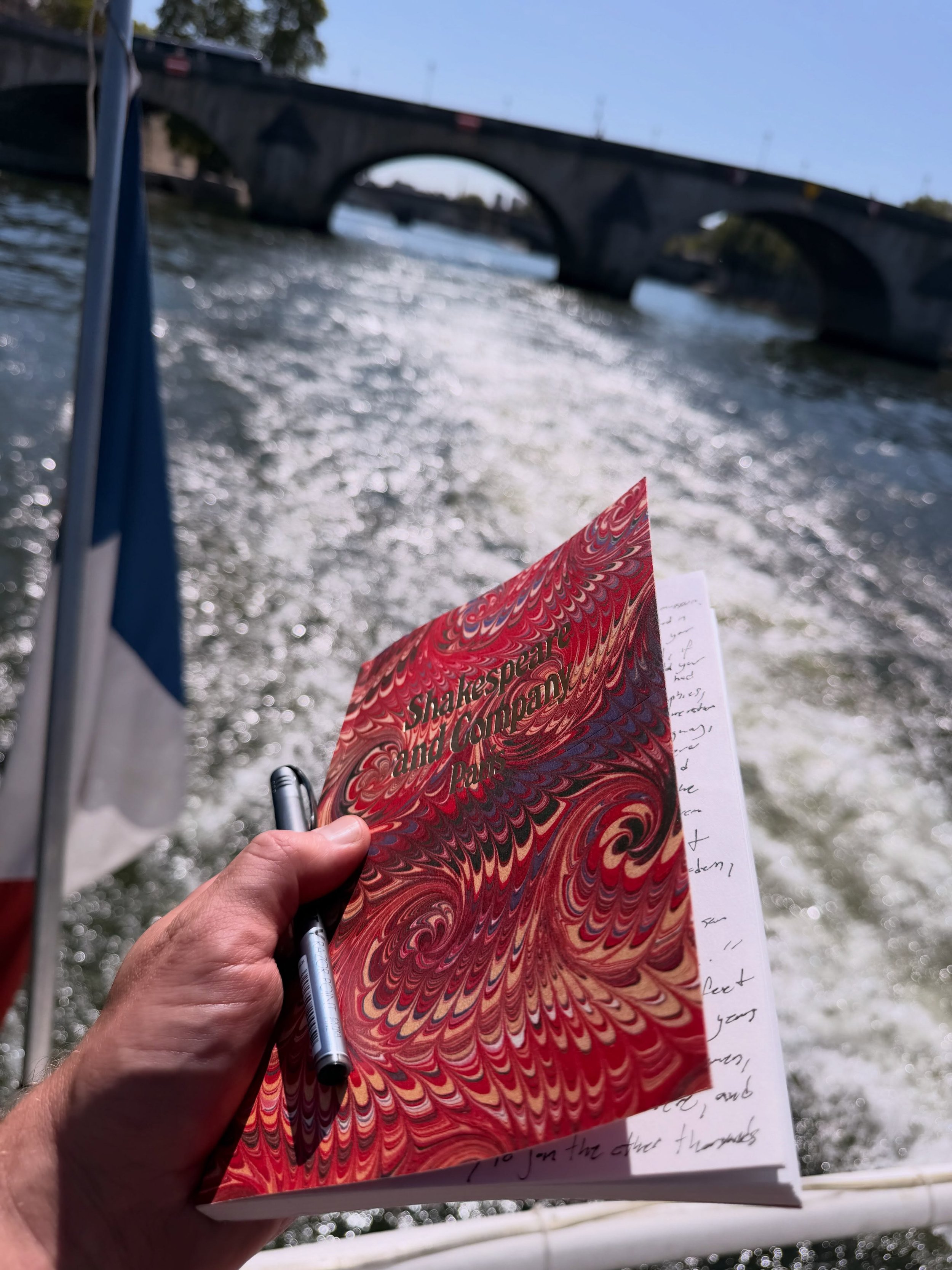 Writing cabin La Seine.