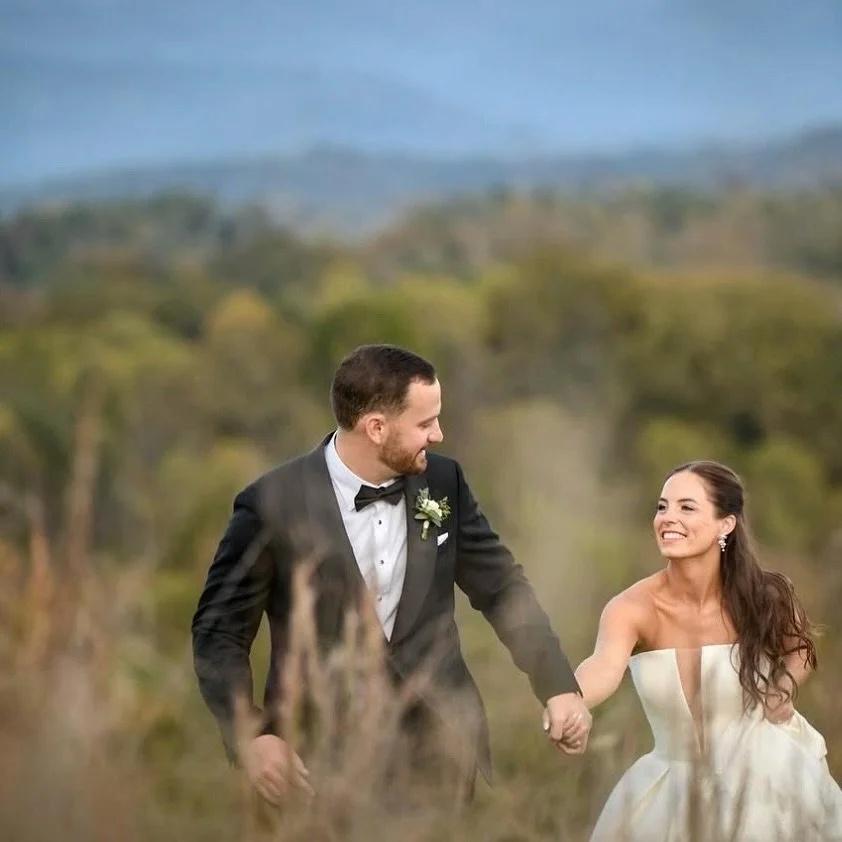 Hurricane delays, calendar changes, and the long road to this moment&hellip;
But when the day finally came, the mountains showed up in full color &mdash; and so did every smile. 🤍

Captured beautifully by @michaelfreas and planned with care by @debo