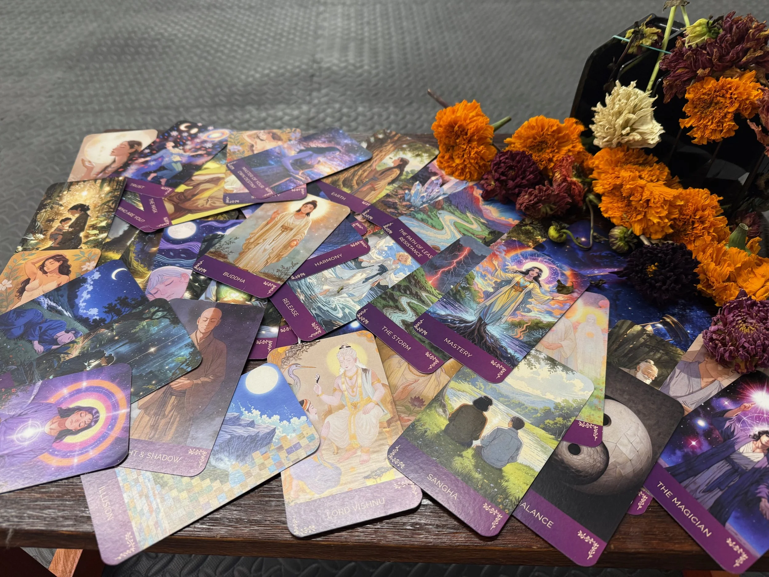 April 11 | 3pm - Oracle Cards Reading & Divination