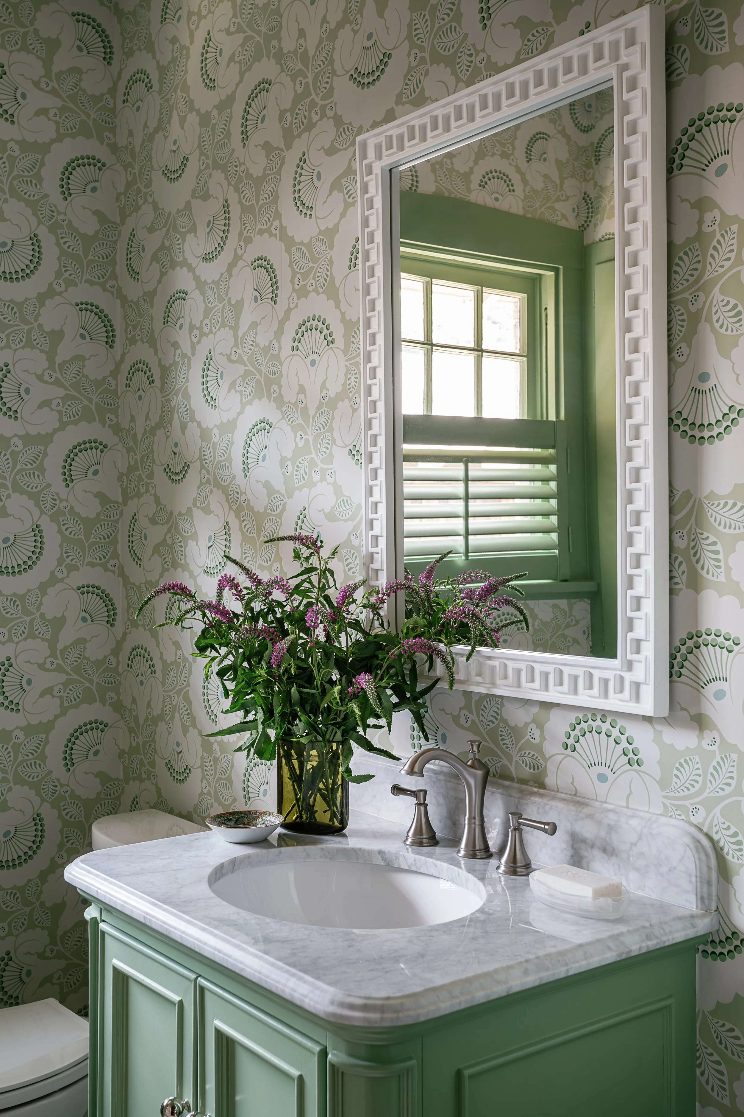 lauracate_clover_blp9012.jpg