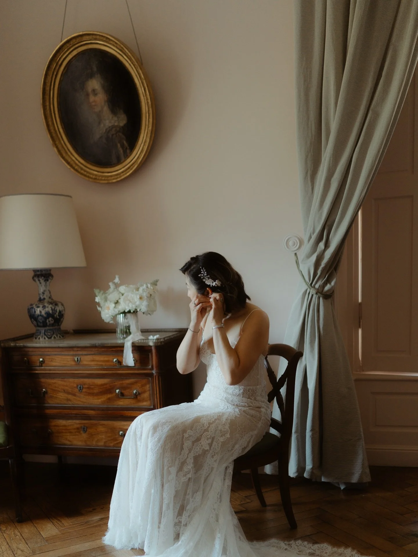 Subtle #france #french #fremchwedding #frenchweddingphotographer