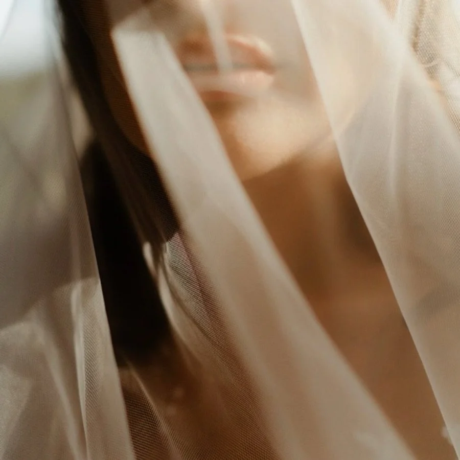 Details #spain #spanishwedding #soulmindheart #bride #bridaldetail