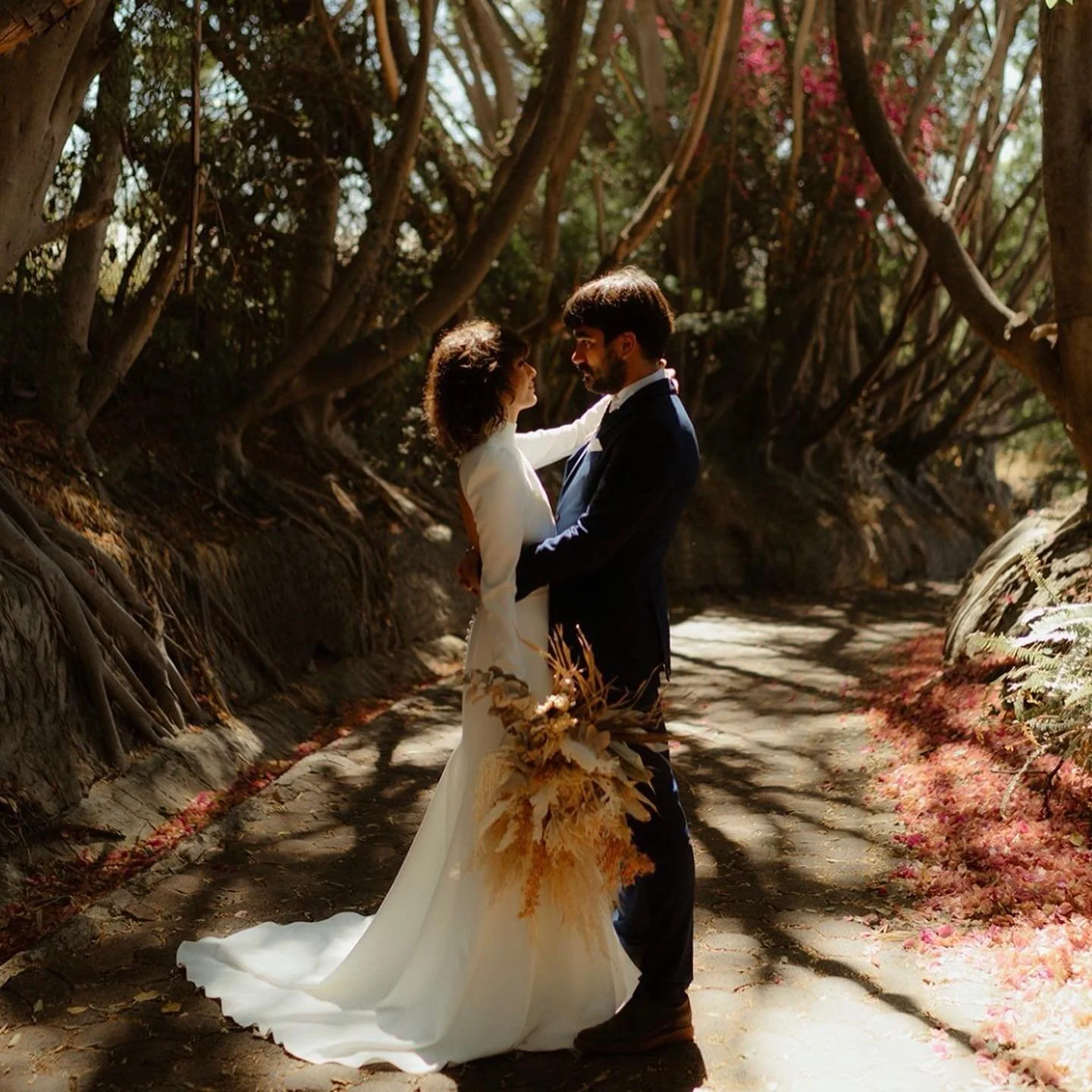 Shapes and shade #guadalajarawedding #guadalajaraweddingphotographer #mexico #mexicowedding