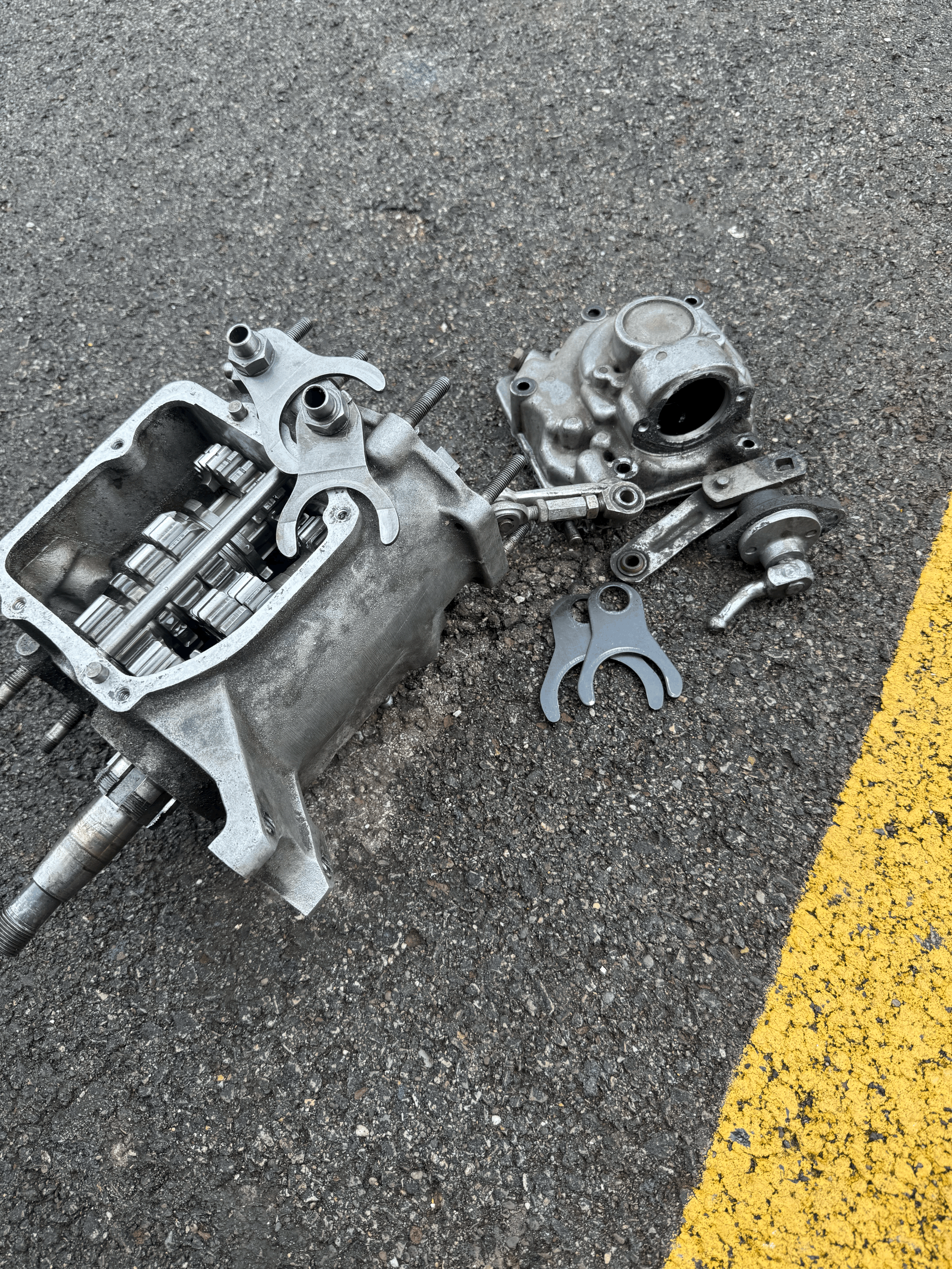 ROTARY TOP TRANSMISSION BASKET CASE