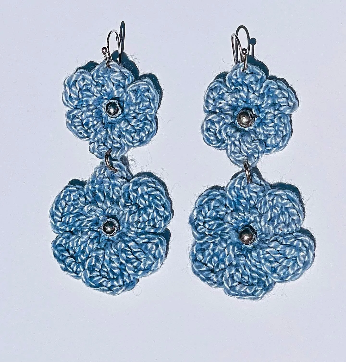 bloomingflowerearrings_blue.jpeg