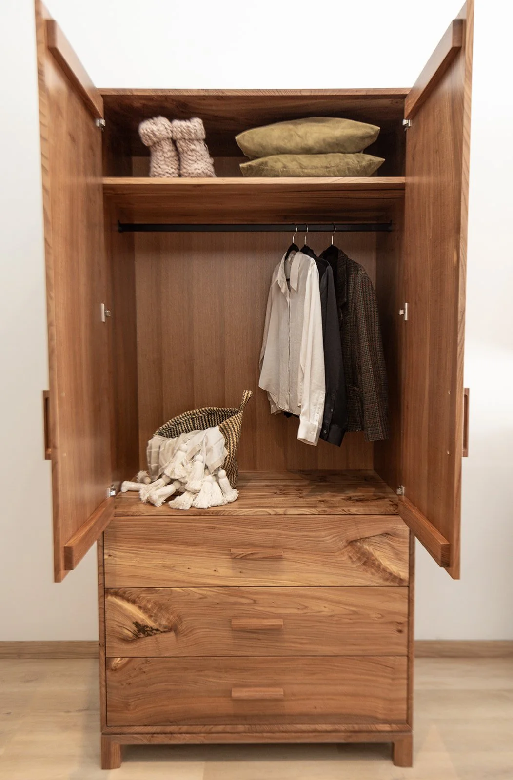 Neufeld Showroom 102.jpg