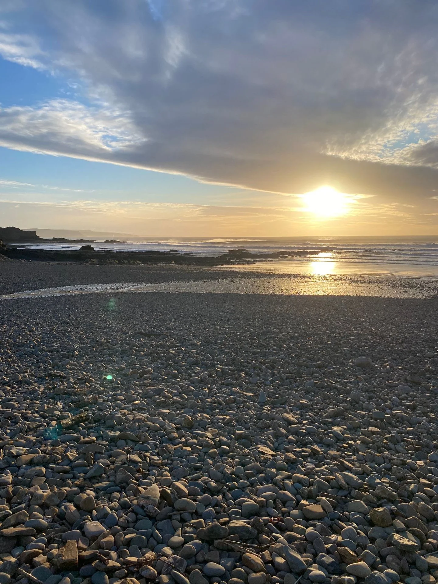Sunsets in Bude are this good even in February 😍
Happy Half Term, Galentines and Valentines to all ❤️
#bude #sunset #cornwall