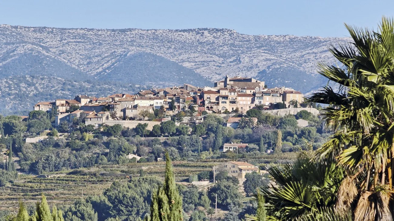 lecastelletvillagemedieval