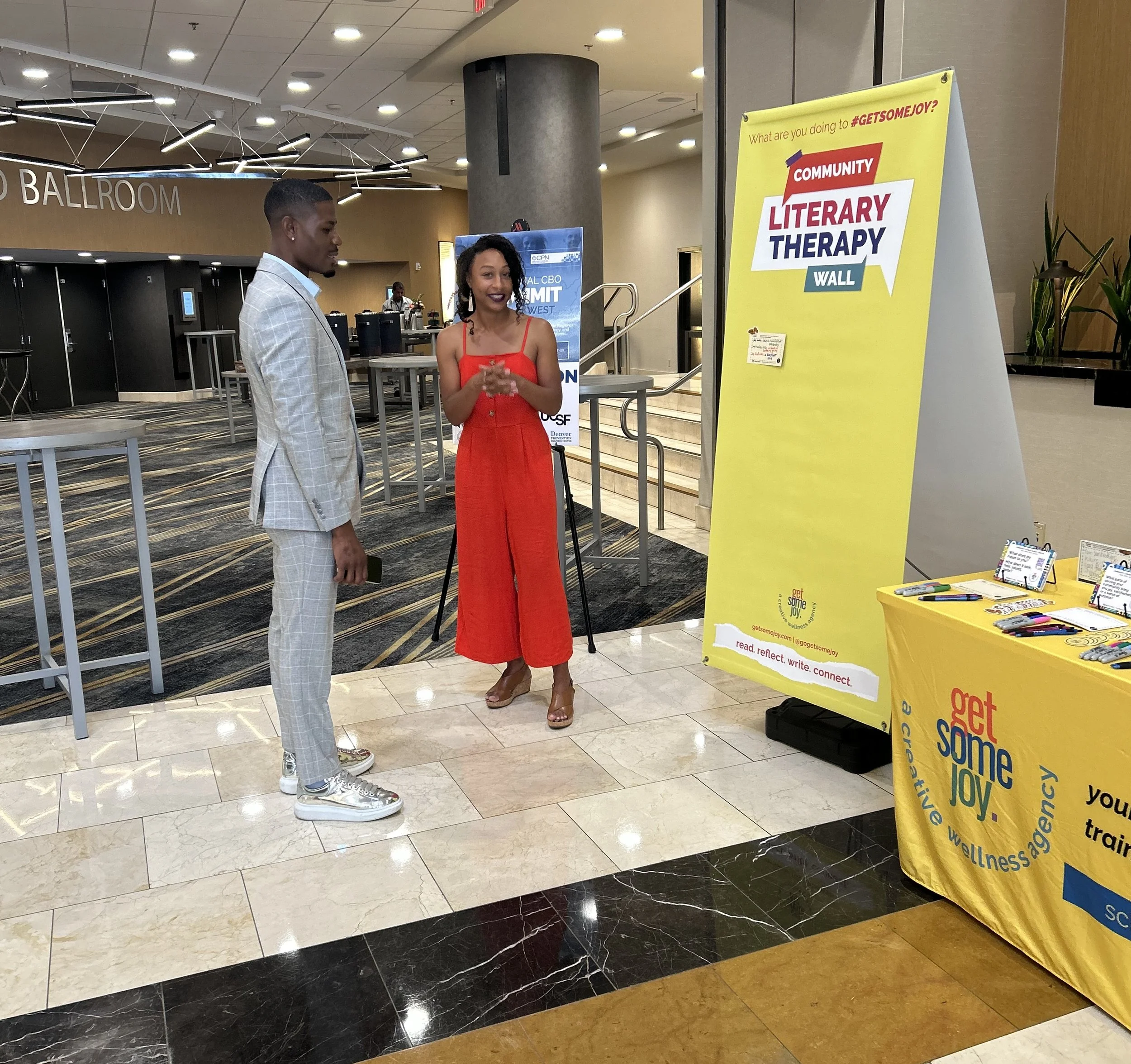 enesha sean talking.jpg