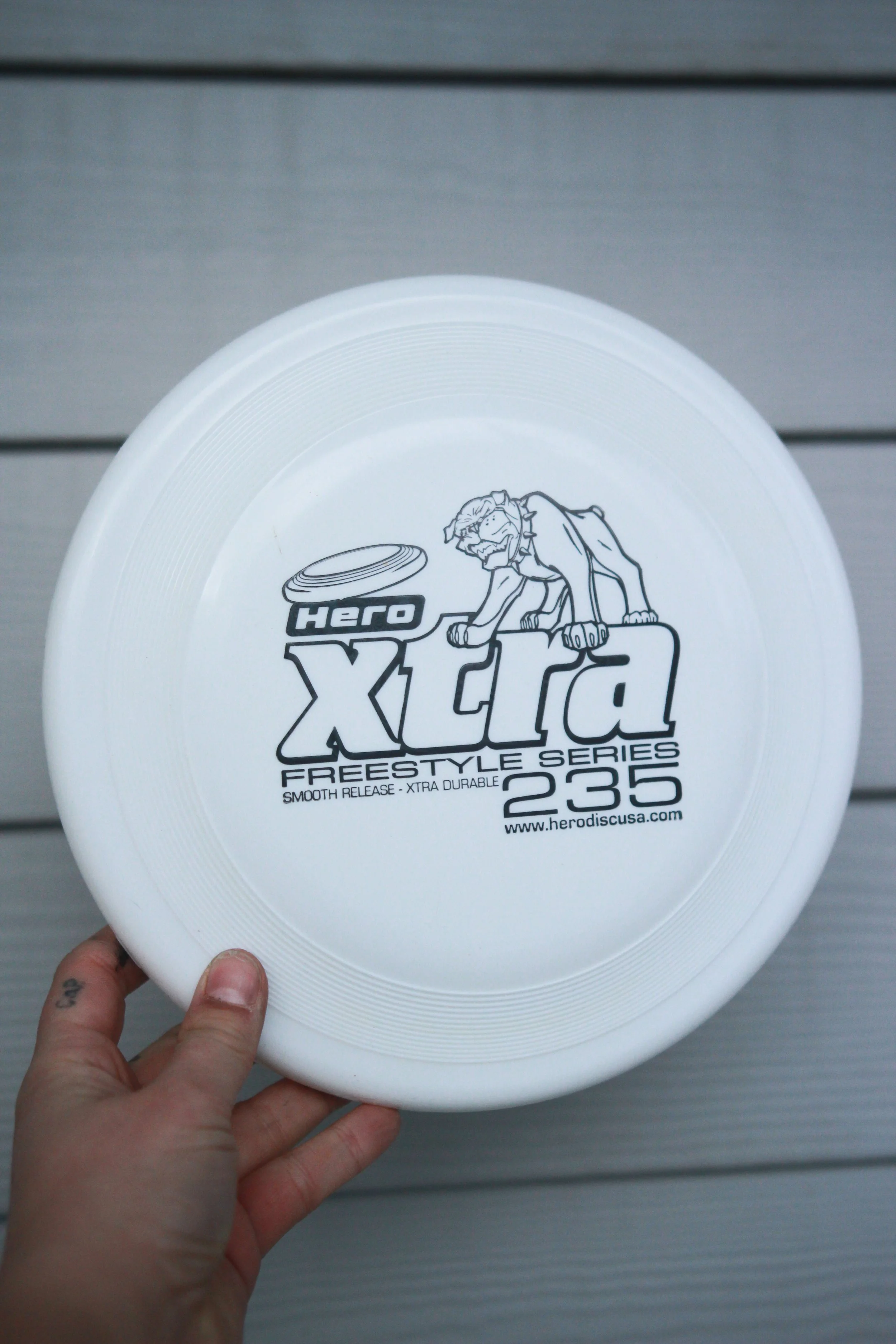 Frisbee Hero - Xtra Freestyle 235