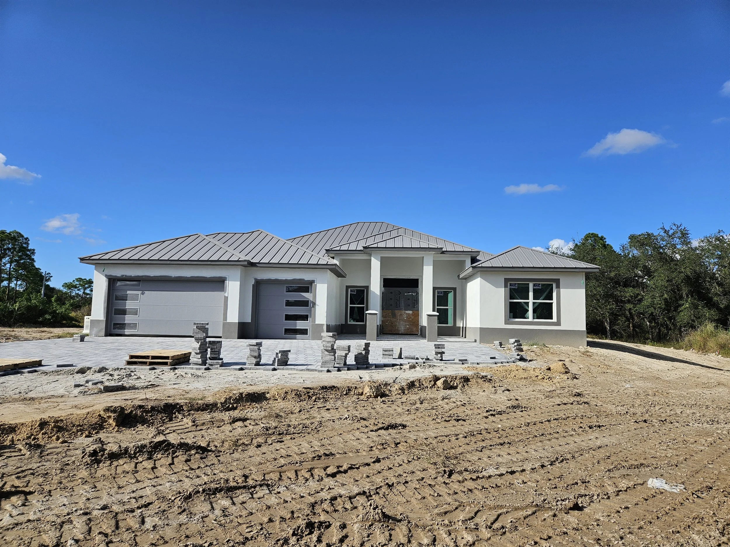 Coming Soon in Alva, FL!