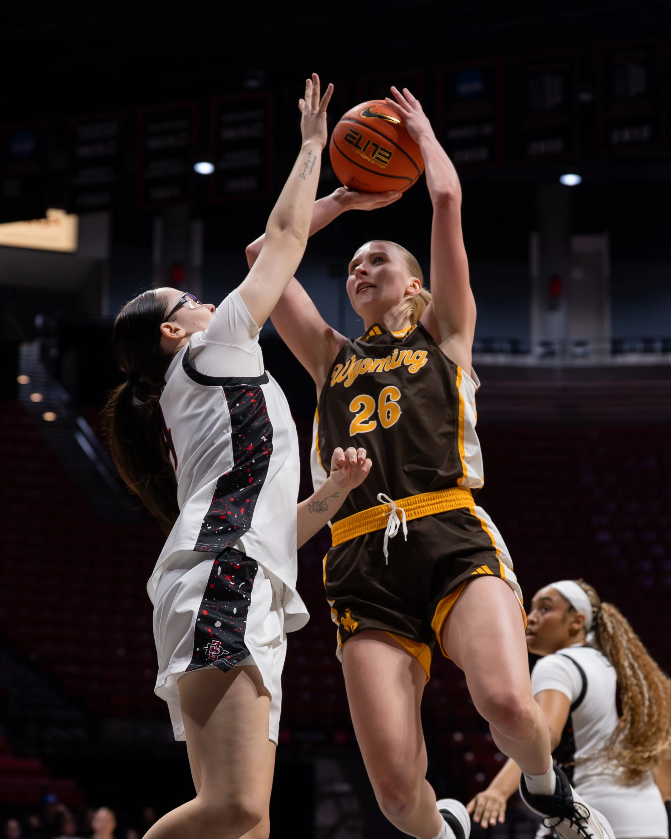 WBB_SDSU_Half-1.jpg