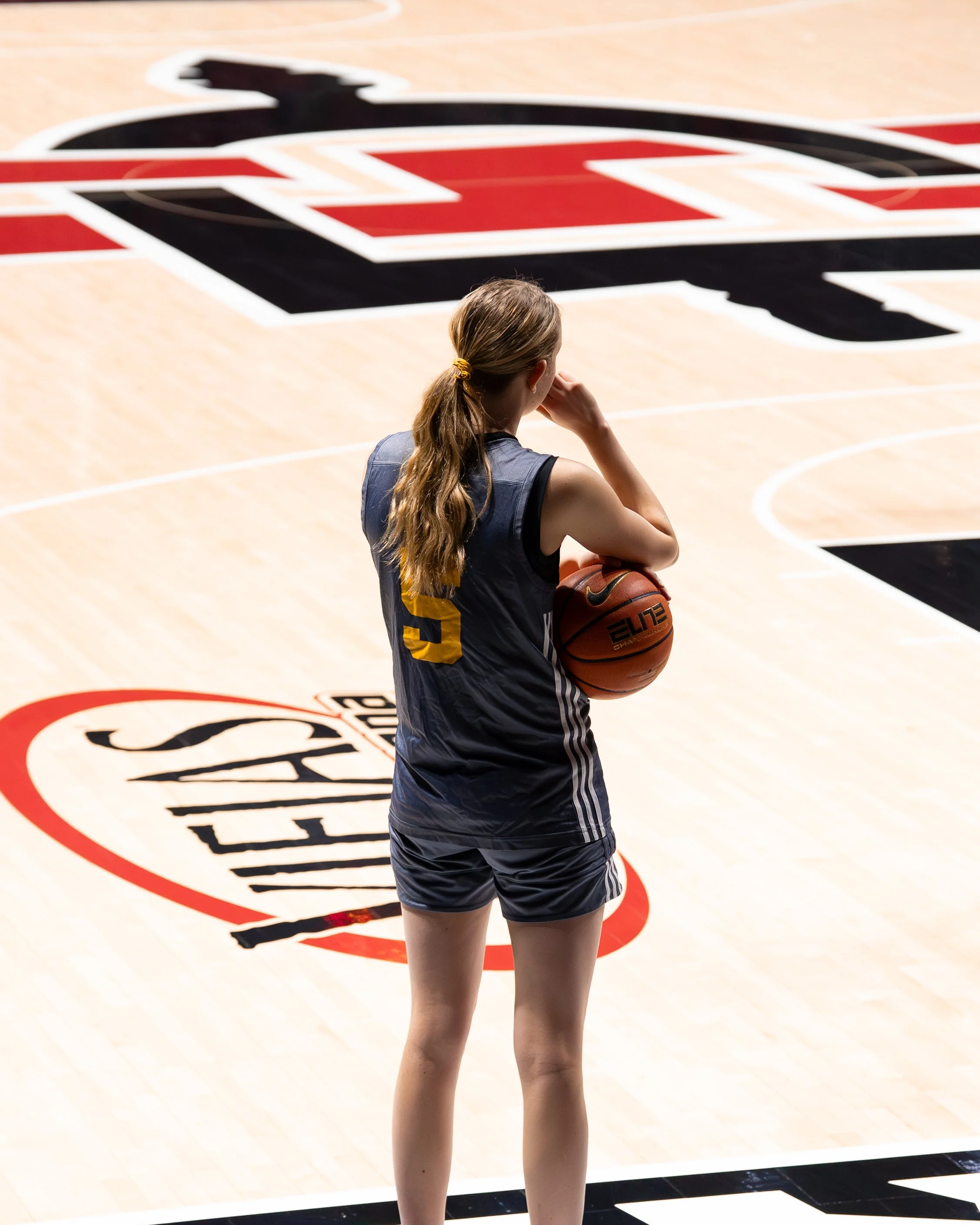 WBB_SDSU_Shootaround-02.jpg