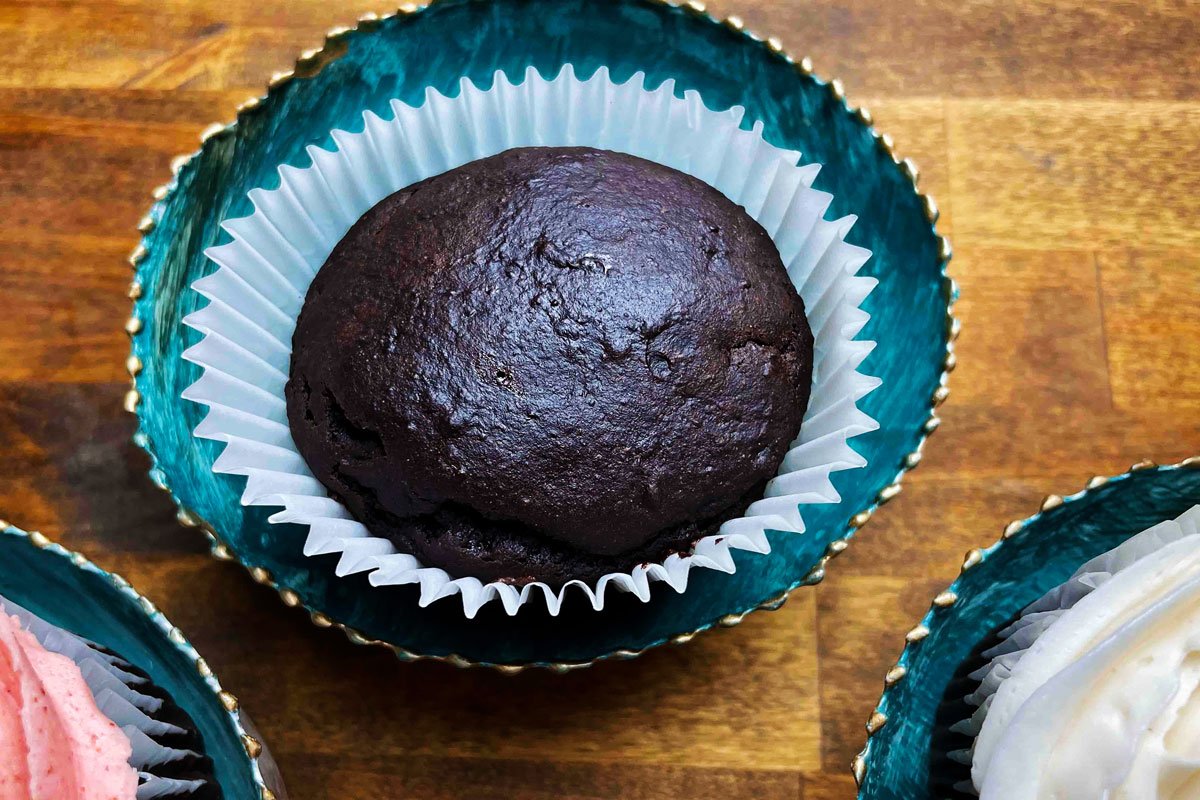 bon-larder-cake-chocolate-cupcake.jpg