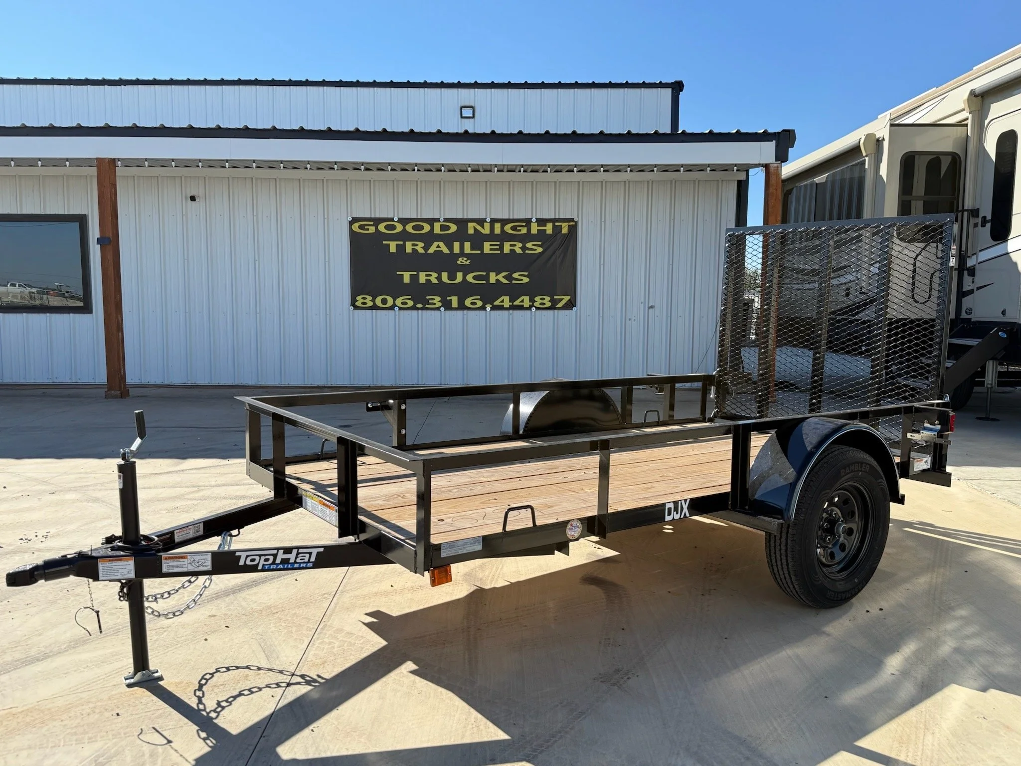 10FT X 60IN, 3K - UTILITY WITH 4FT RAMP N255254. 2026 Top Hat - $1986