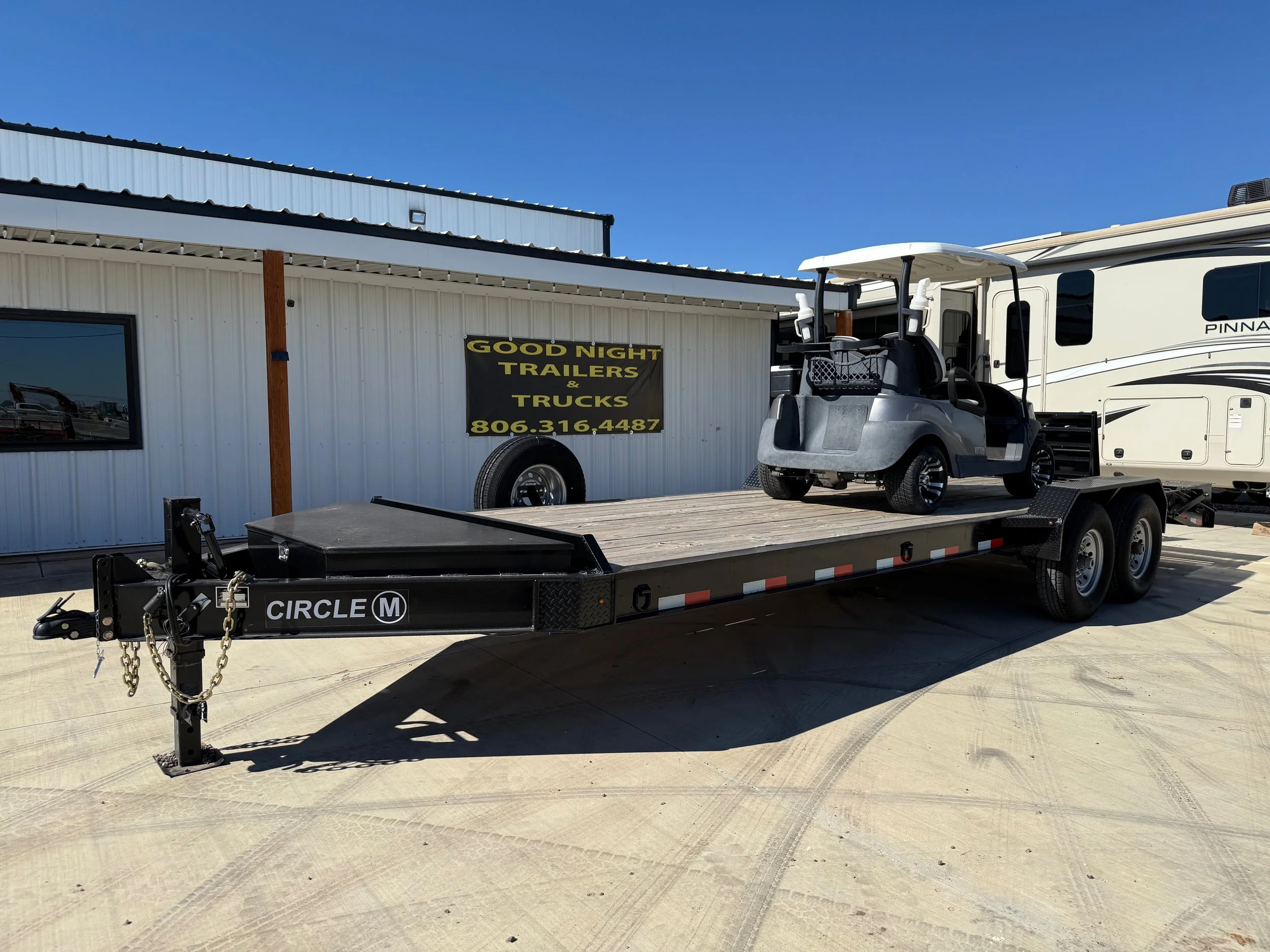 24FT X 83IN, 14K - EQUIPMENT I BEAM RAMP 14 PLY TIRES TOOL BOX A634095 - $8,886.00