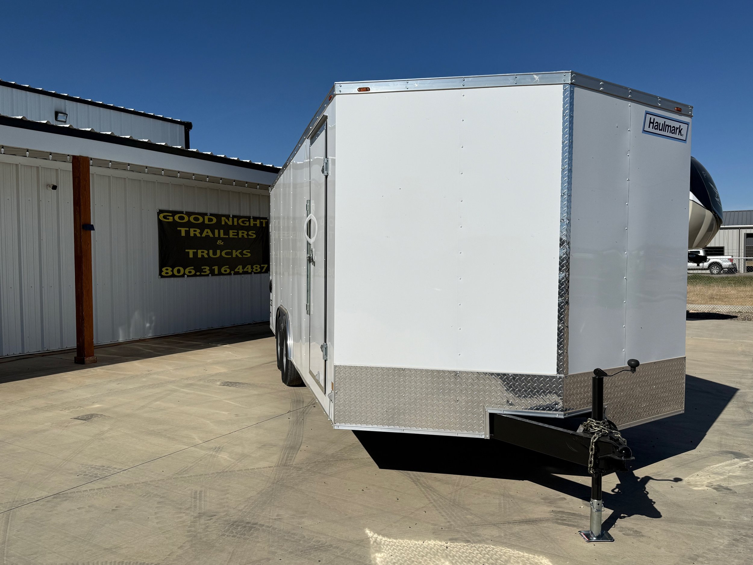 20FT X 102IN, 10K - 20 FT CARGO WITH 5200LB AXLES AND HEAVY DUTY REAR RAMP DOOR T902722 - $9,686.00