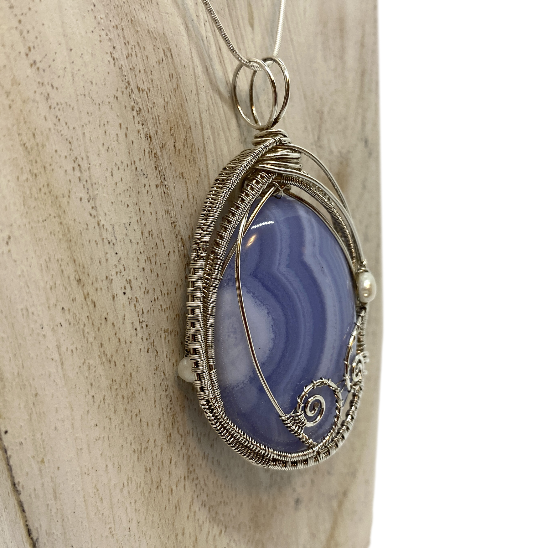 blue lace agate 1-1.png