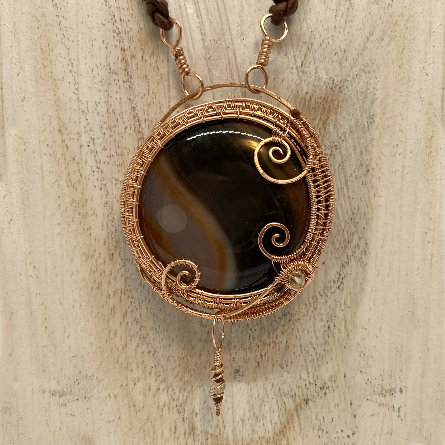 double sided agate necklace 1.png