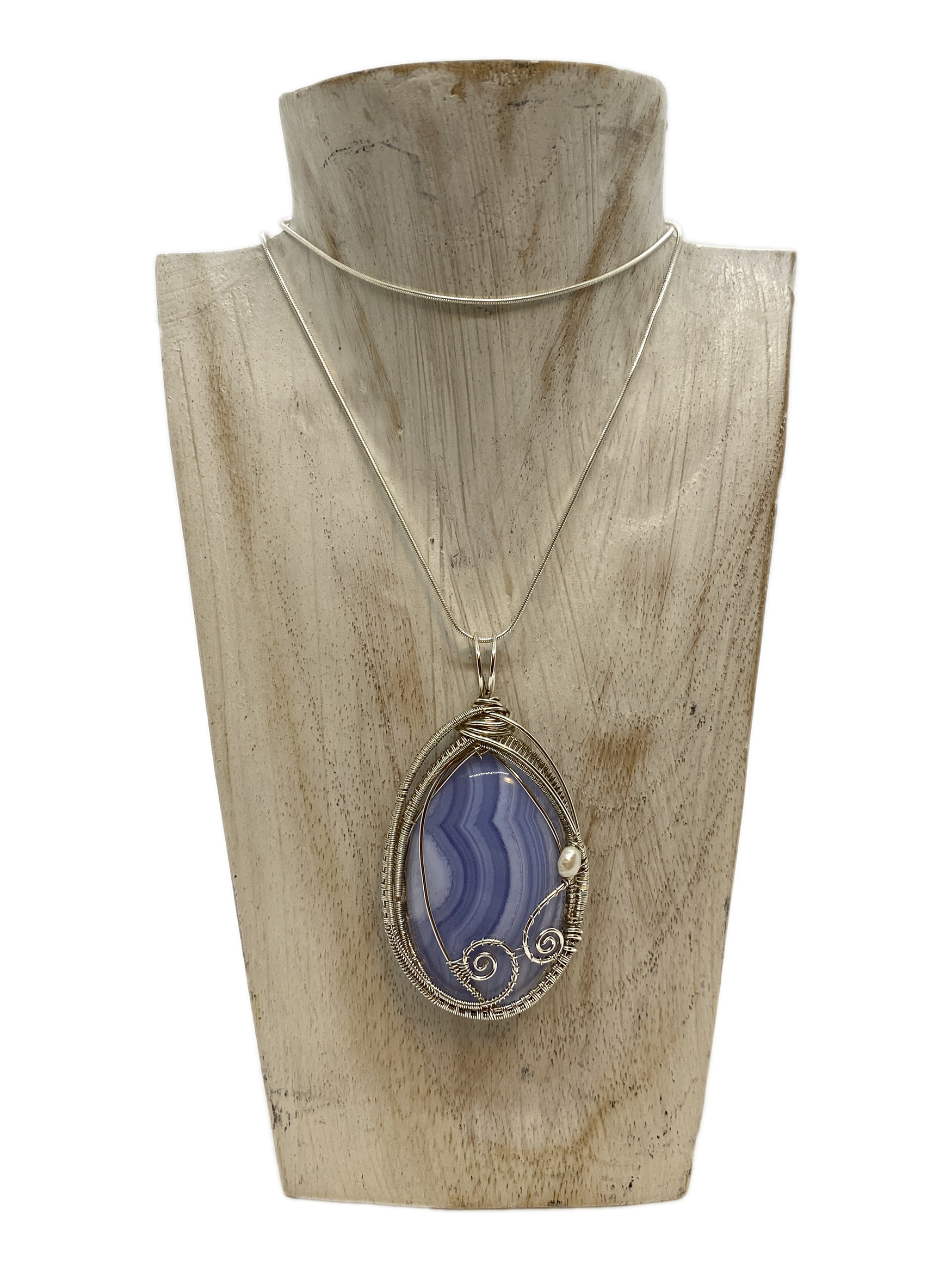 blue lace agate 1-2.png