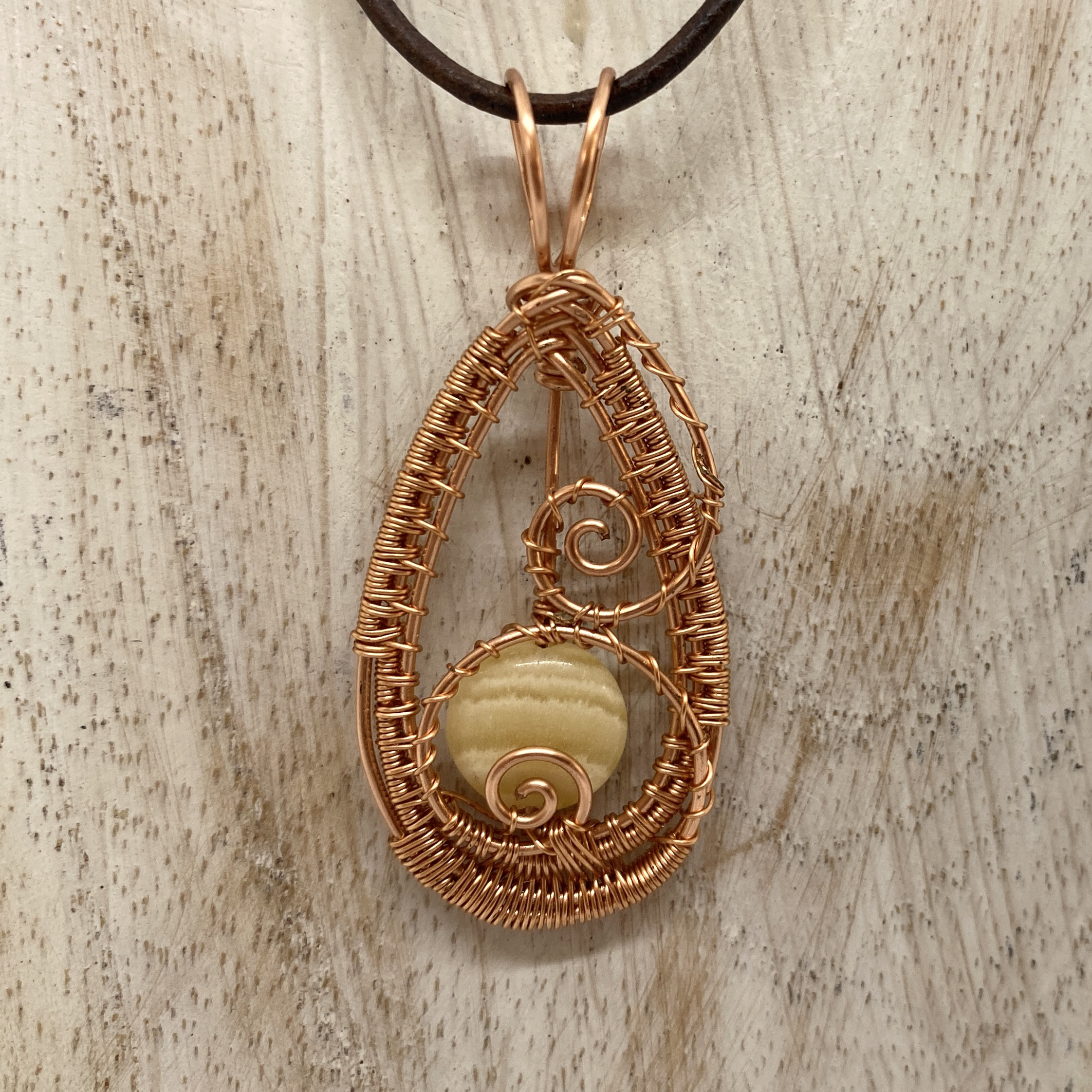 Beige Lace Agate in Copper
