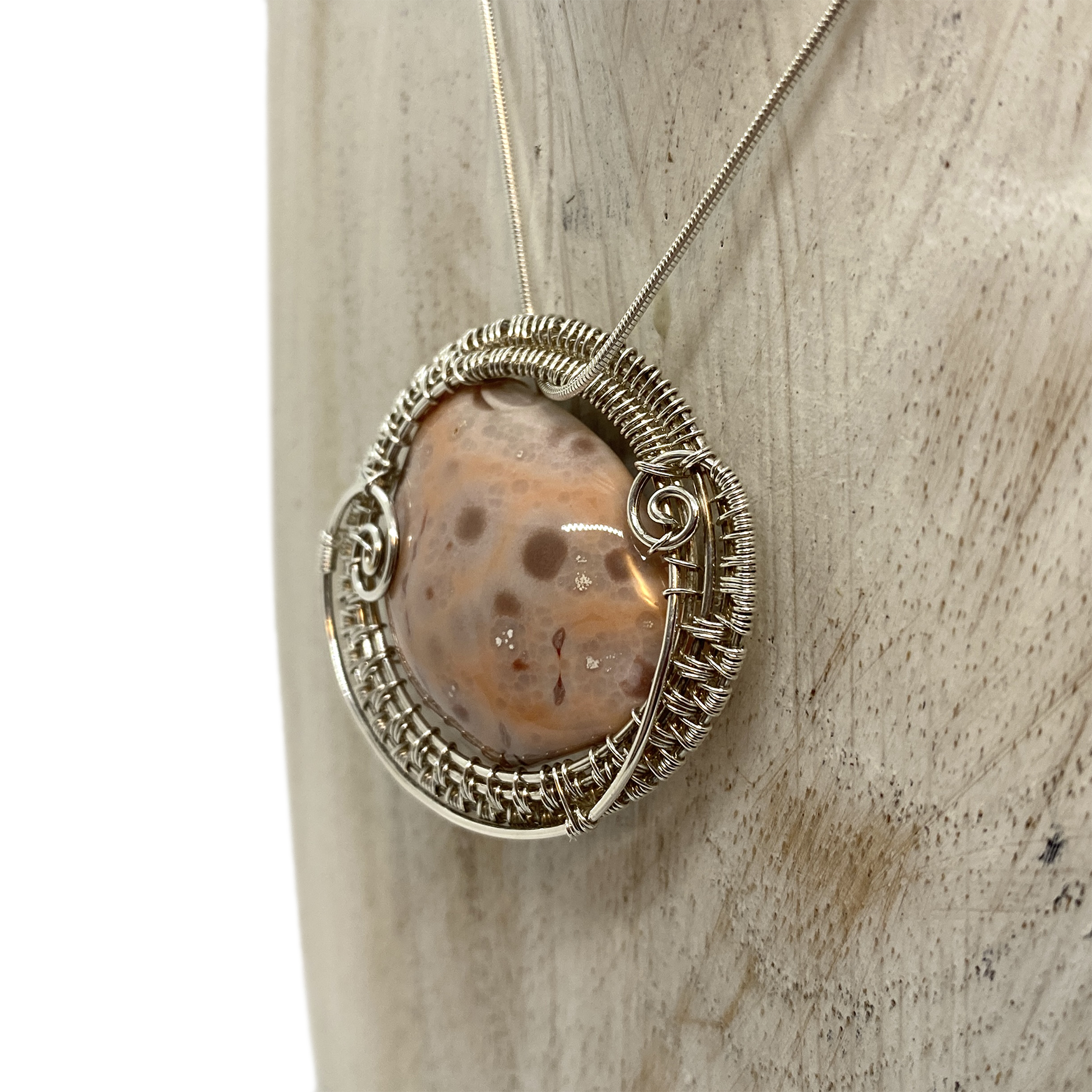 pink botswana agate 1.png
