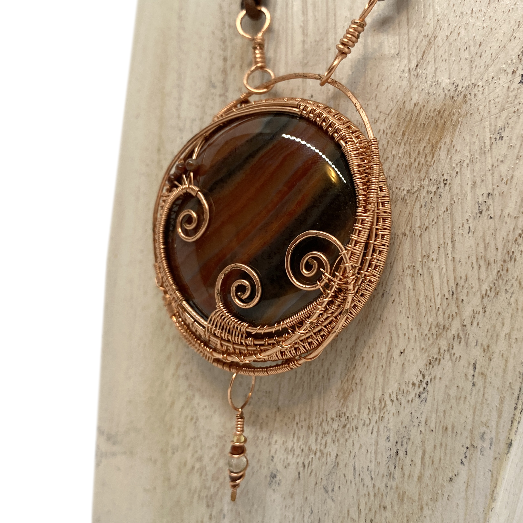 double sided agate necklace 4.png