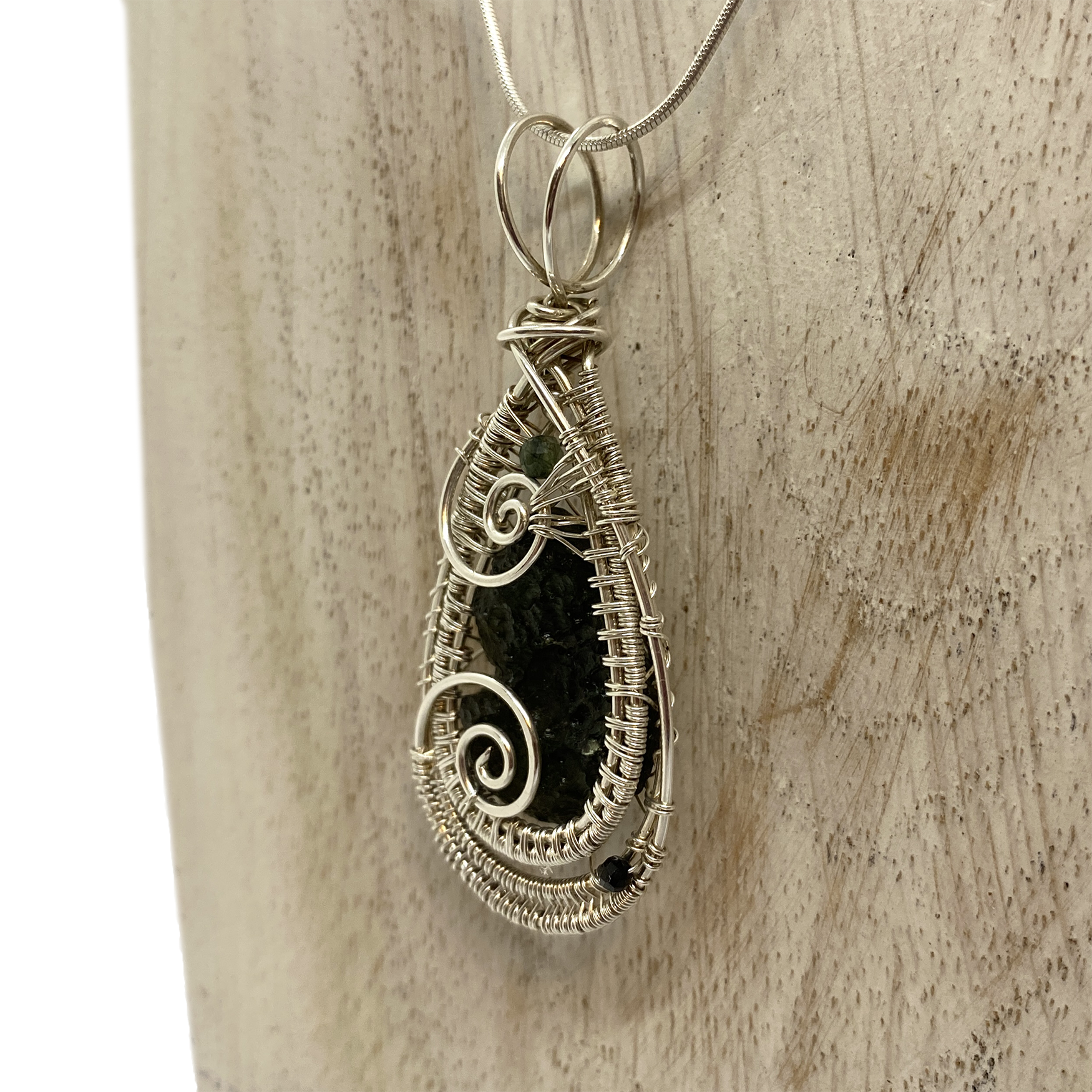 moldavite 3.png
