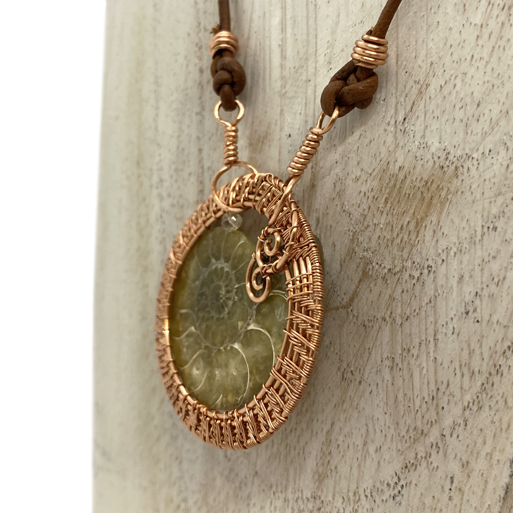 ammonite necklace 1-4.png