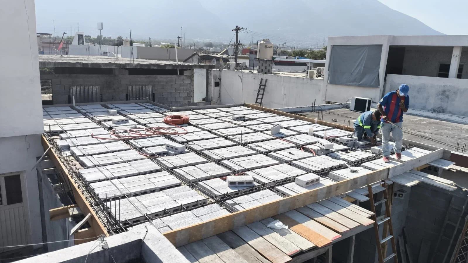 Losa de vigueta y bovedilla de concreto.jpg