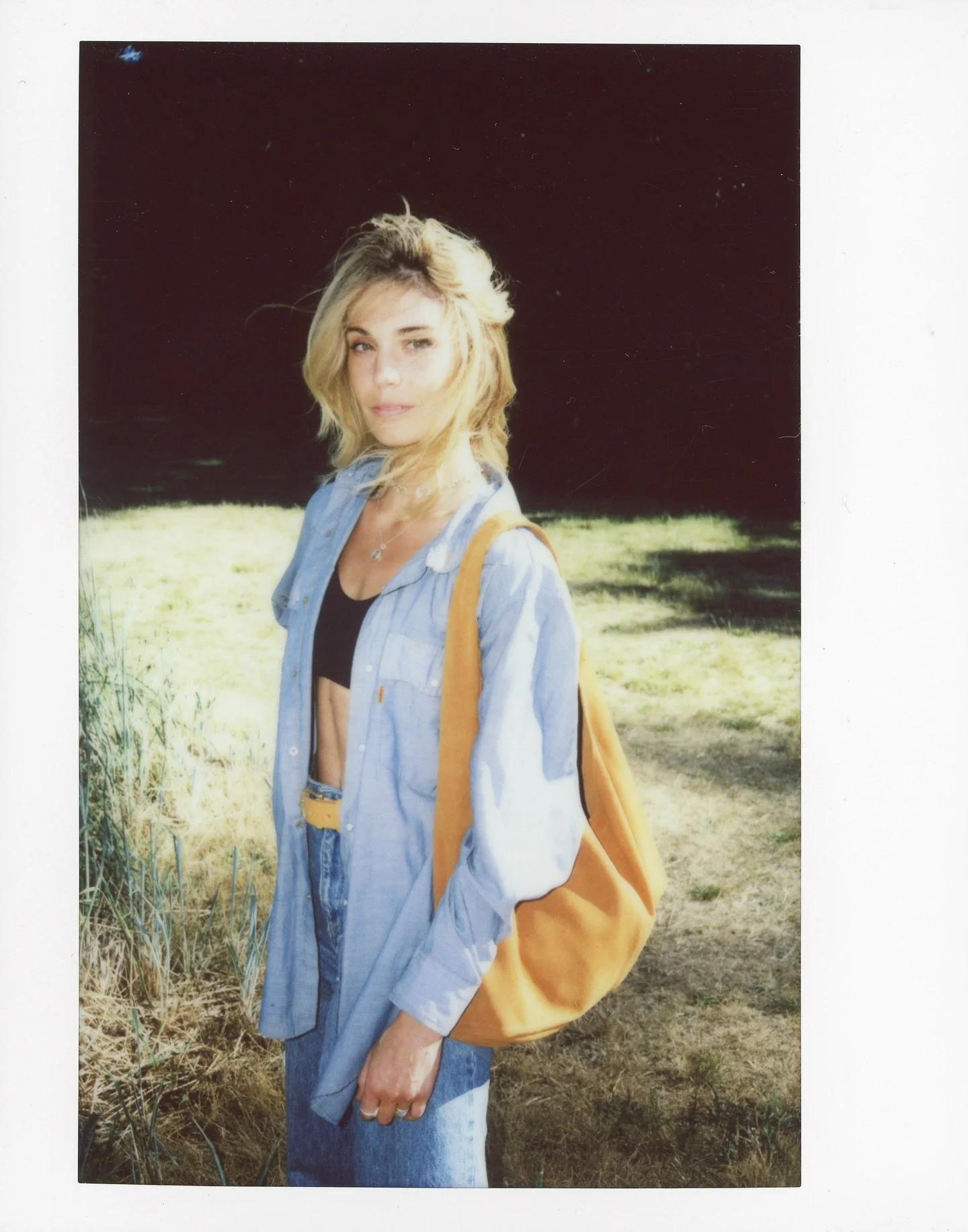 Everyone involved in this shoot are so amazing! @_claireisabella and @sierralundy are incredible humans who are talented in so many ways! Sierra&rsquo;s music always finds a way into my playlists and creates some of my favourite music! Claire is so f