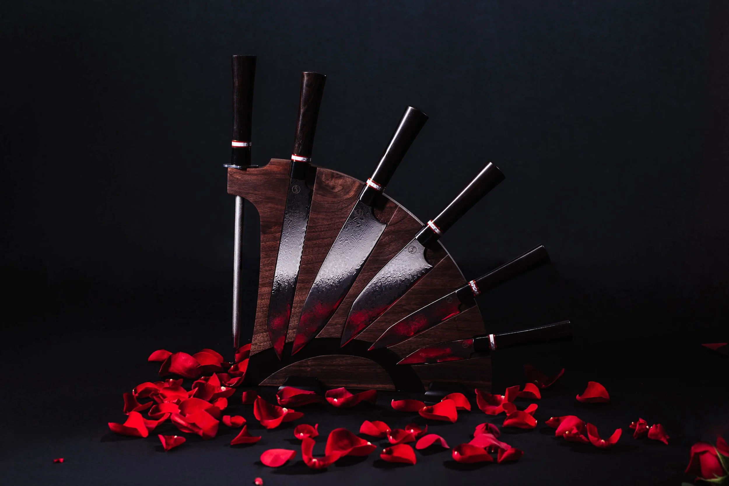 BrownGoldsmiths_Knives_Oct_2021-16.jpg