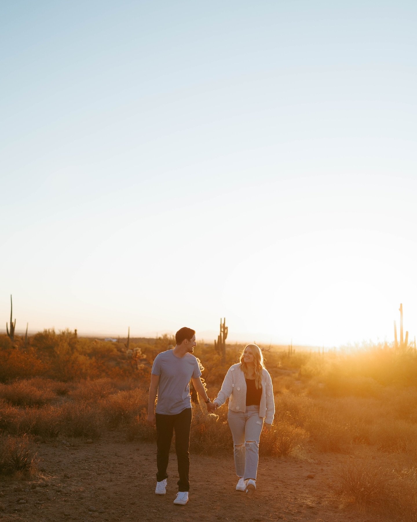 The sky was literally painted gold for this session with Katy and Kurt in Lost Dutchman. The amount of money I&rsquo;d pay to have this light every time I pick up my camera would be absurd, but tbh these two are what made this session so stinkin&rsqu