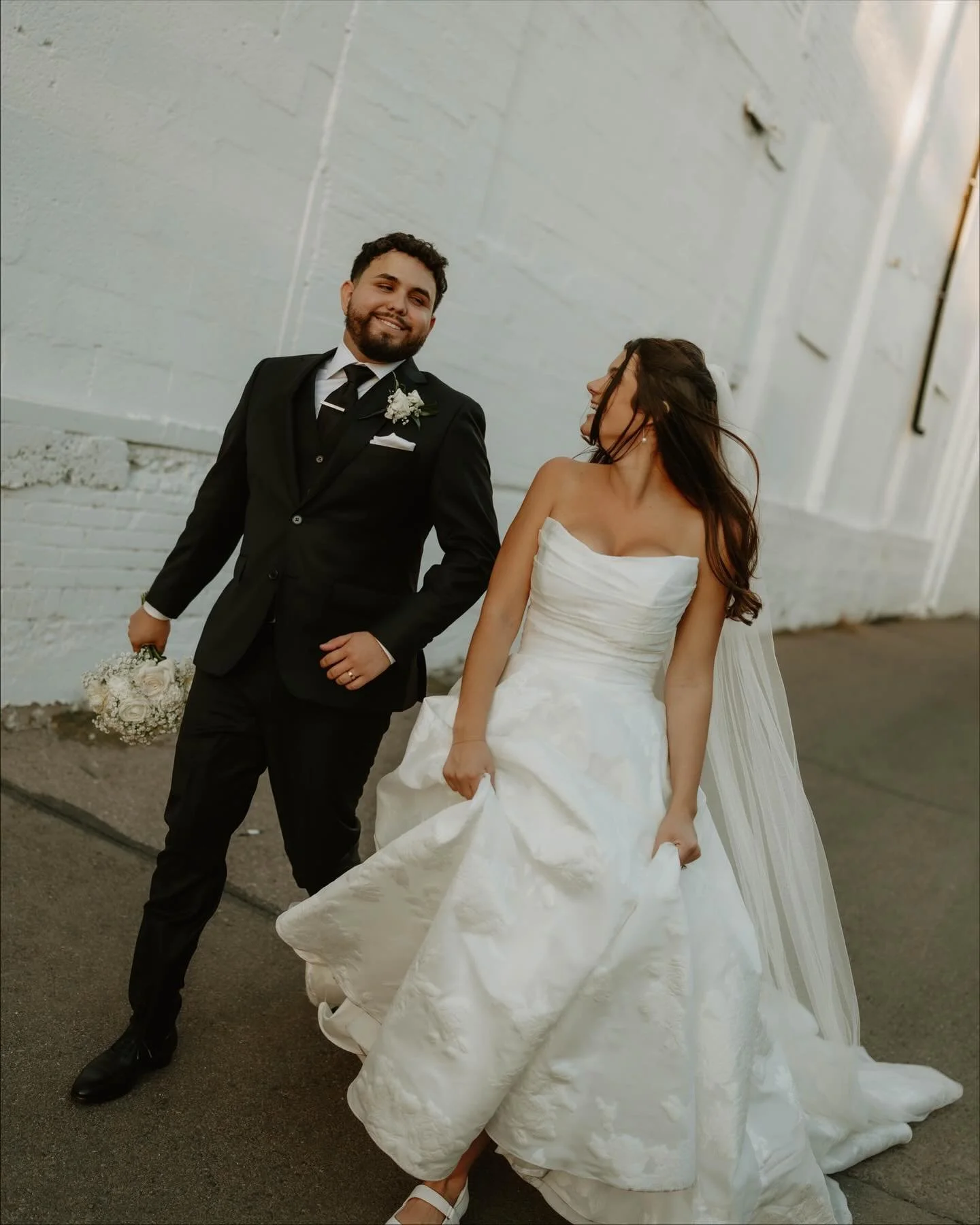 These two 🫶

Also hands down some of the best dancing I&rsquo;ve ever seen at a wedding. 🪩🕺💃

Everyone, meet the Felixs ❤️

&mdash;&mdash;&mdash;&mdash;&mdash;
#AZWeddingPhotography
#ArizonaWeddingPhotos
#ArizonaWeddingPhoto
#WeddingPhotographerA