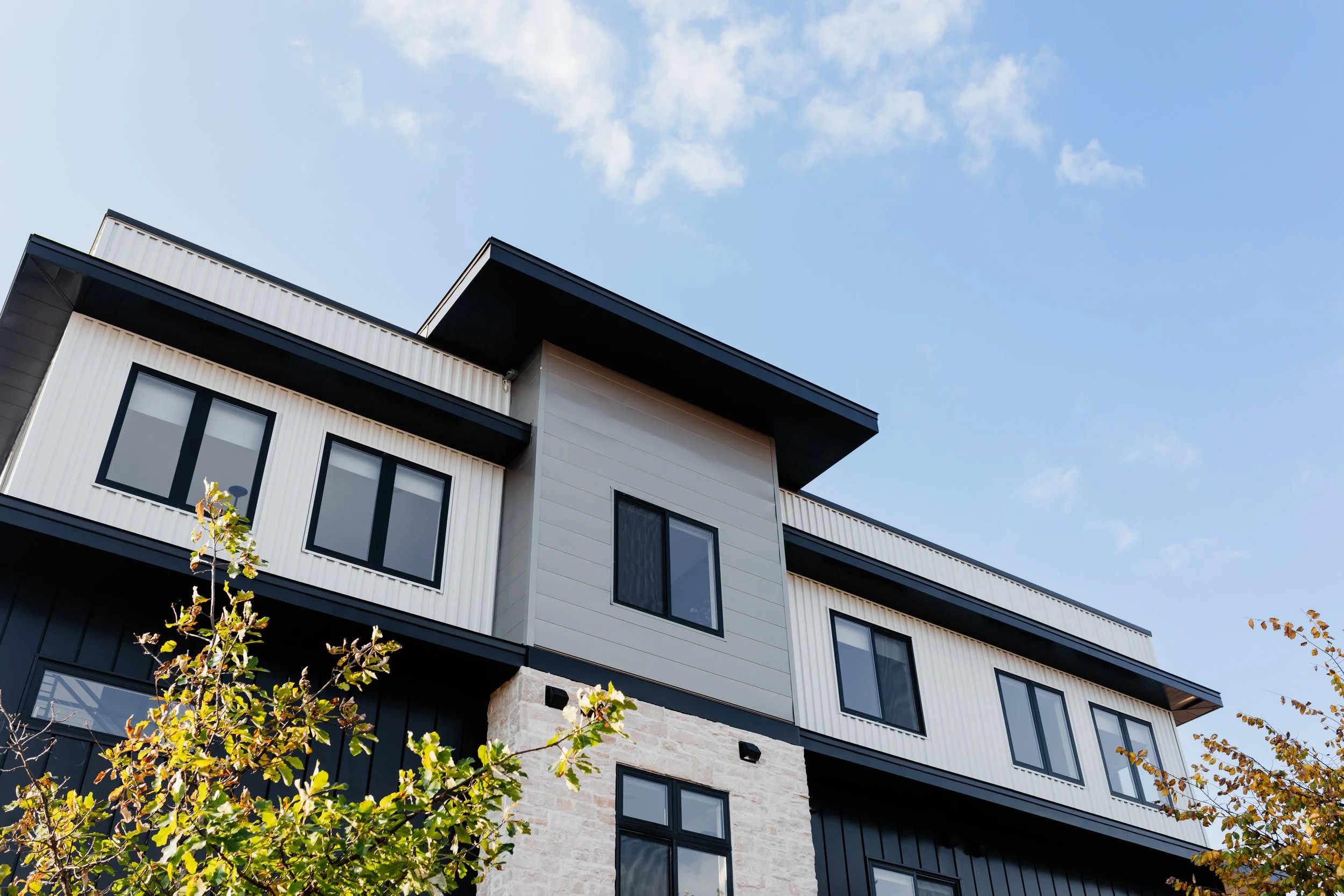 When to Hire an Architect &amp; Interior Designer for New Construction