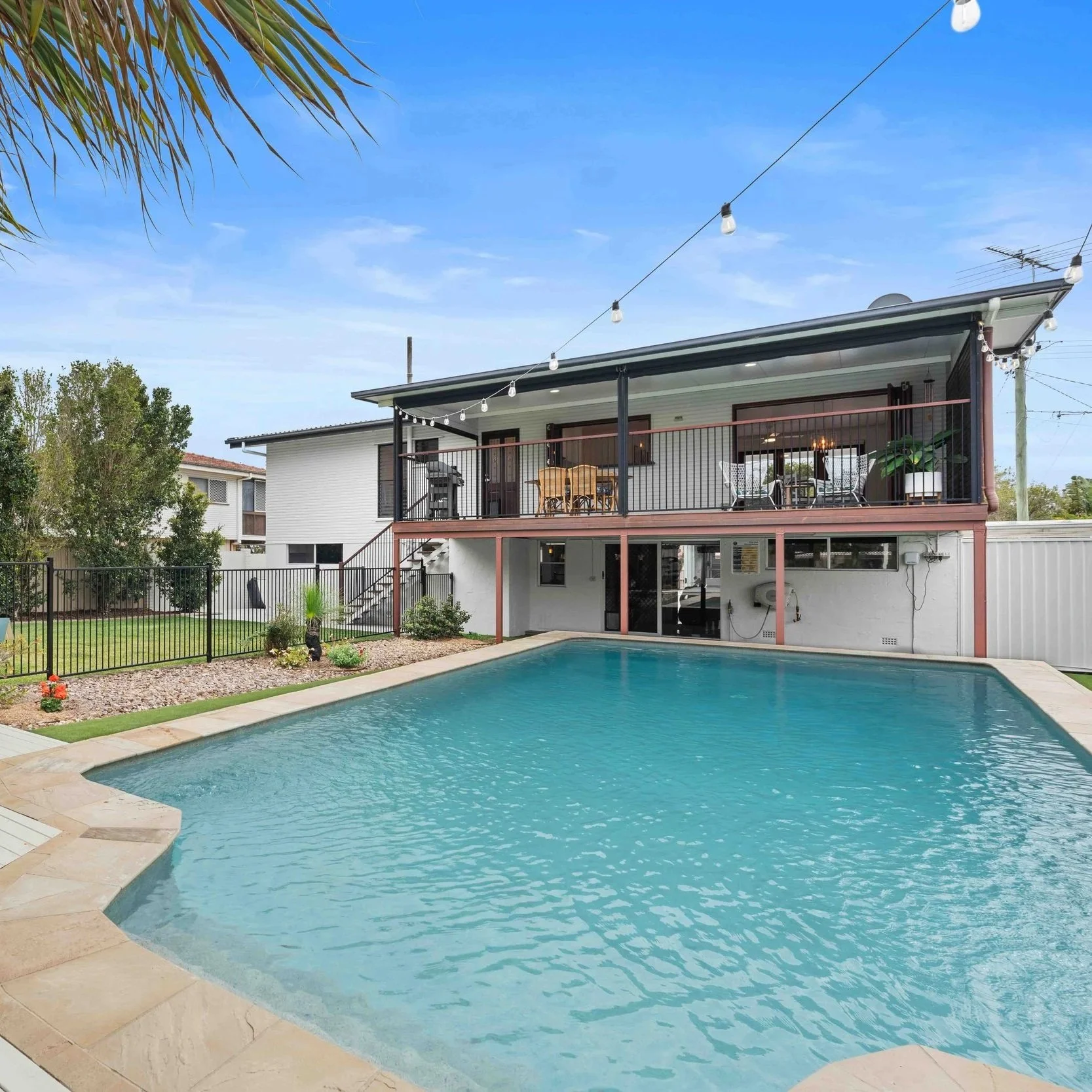 10 Kurrowah Crescent - Margate - Baylife-24.jpg