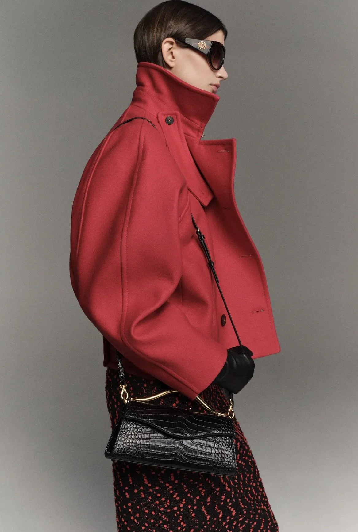 The In-Between Dressing Guide: How to Actually Look Good When the Season Can't Make Up Its Mind