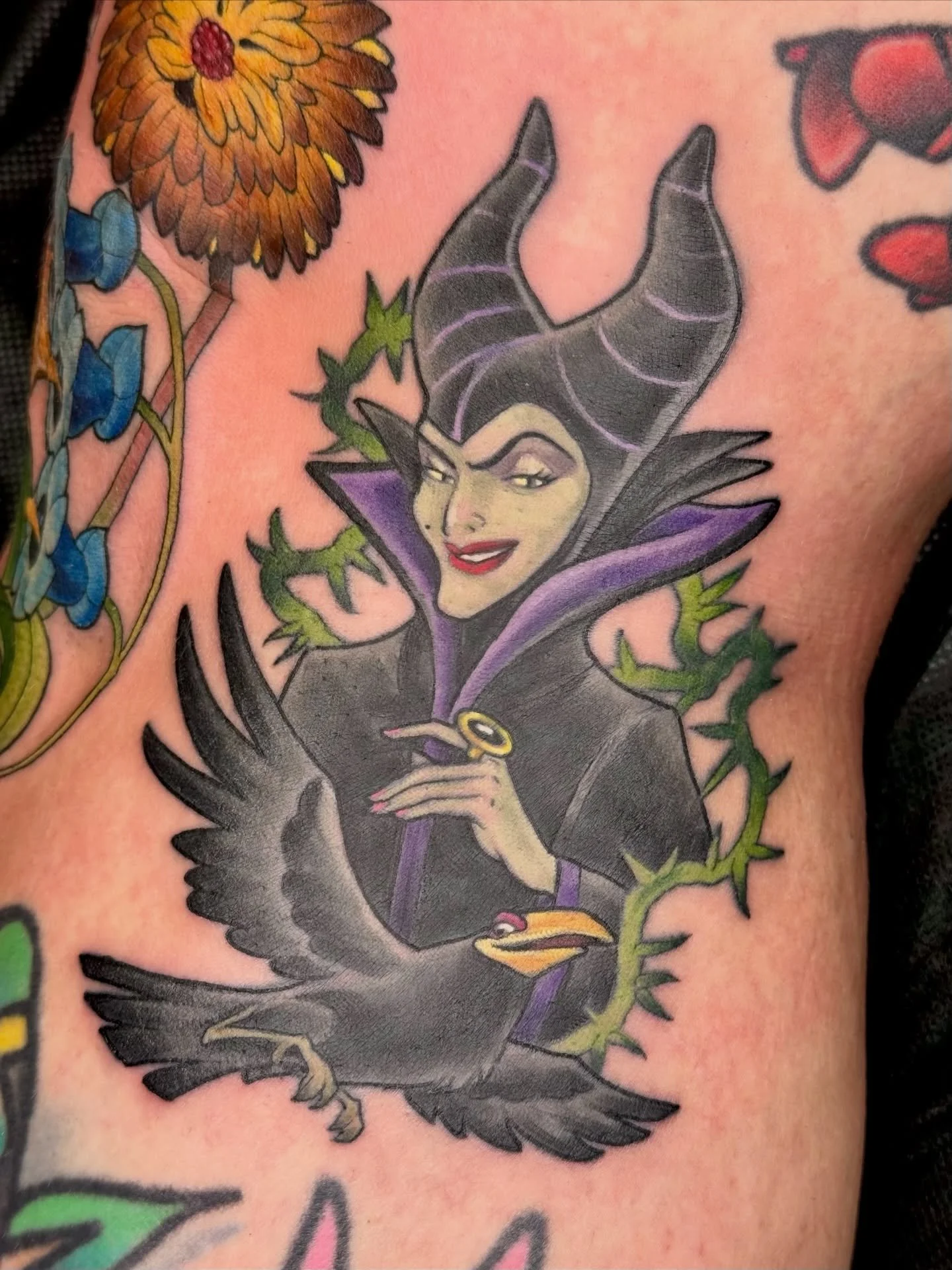 Maleficent, half healed half fresh 🪡🐉 from my flash for Ashlee, thanks for always getting cool stuff 💜💚
.
.
.
#ladytattooers #tattoosnob #aztattooers #disneytattoo #maleficent