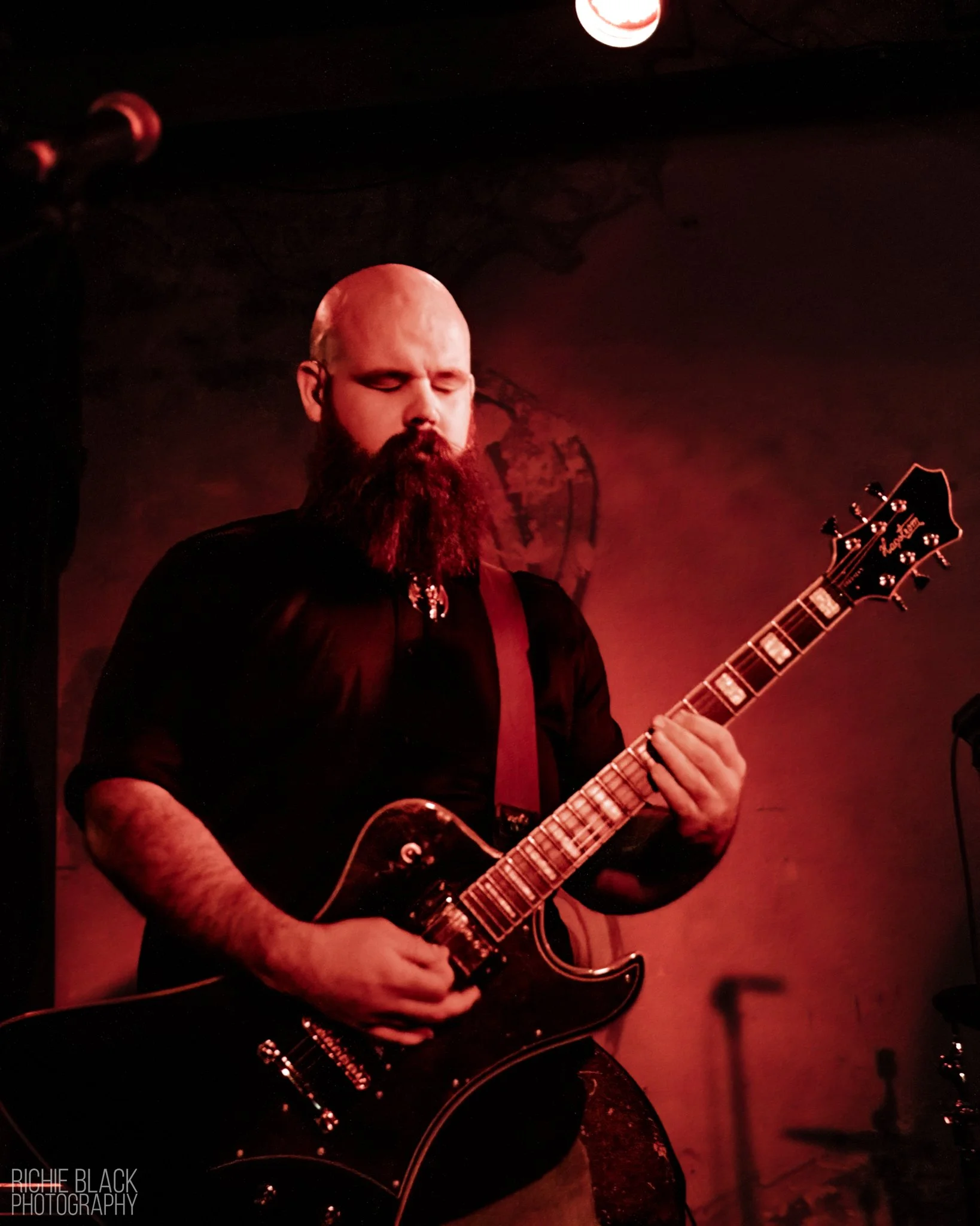 Love Bite - Revolver 270326-1.jpg