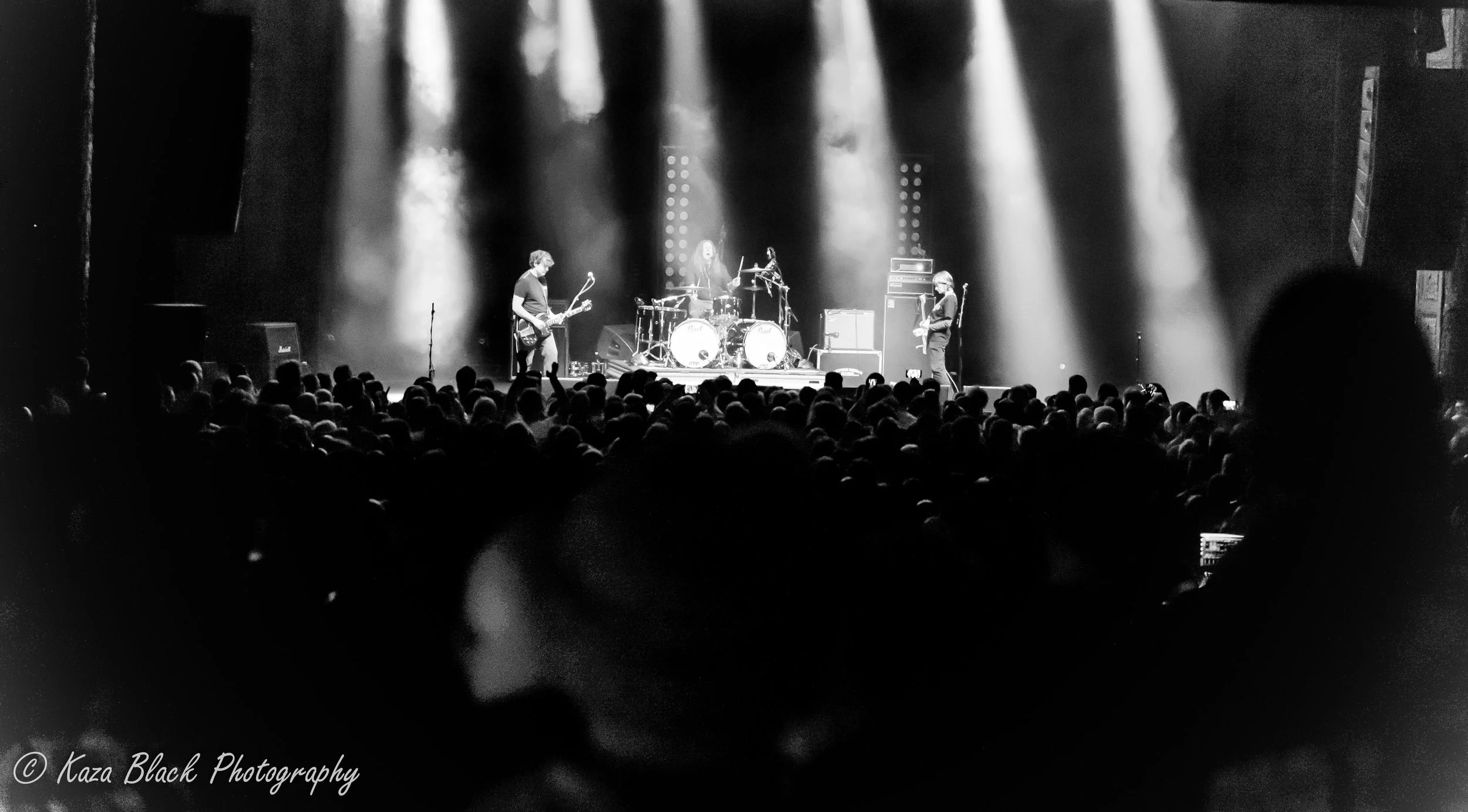 [Gig Review] SPIDERBAIT (AUS) ‘Ivy &amp; the Big Apples’ 30TH Anniversary Tour &amp; @ Forum Melbourne (aus), 24.07.26.
