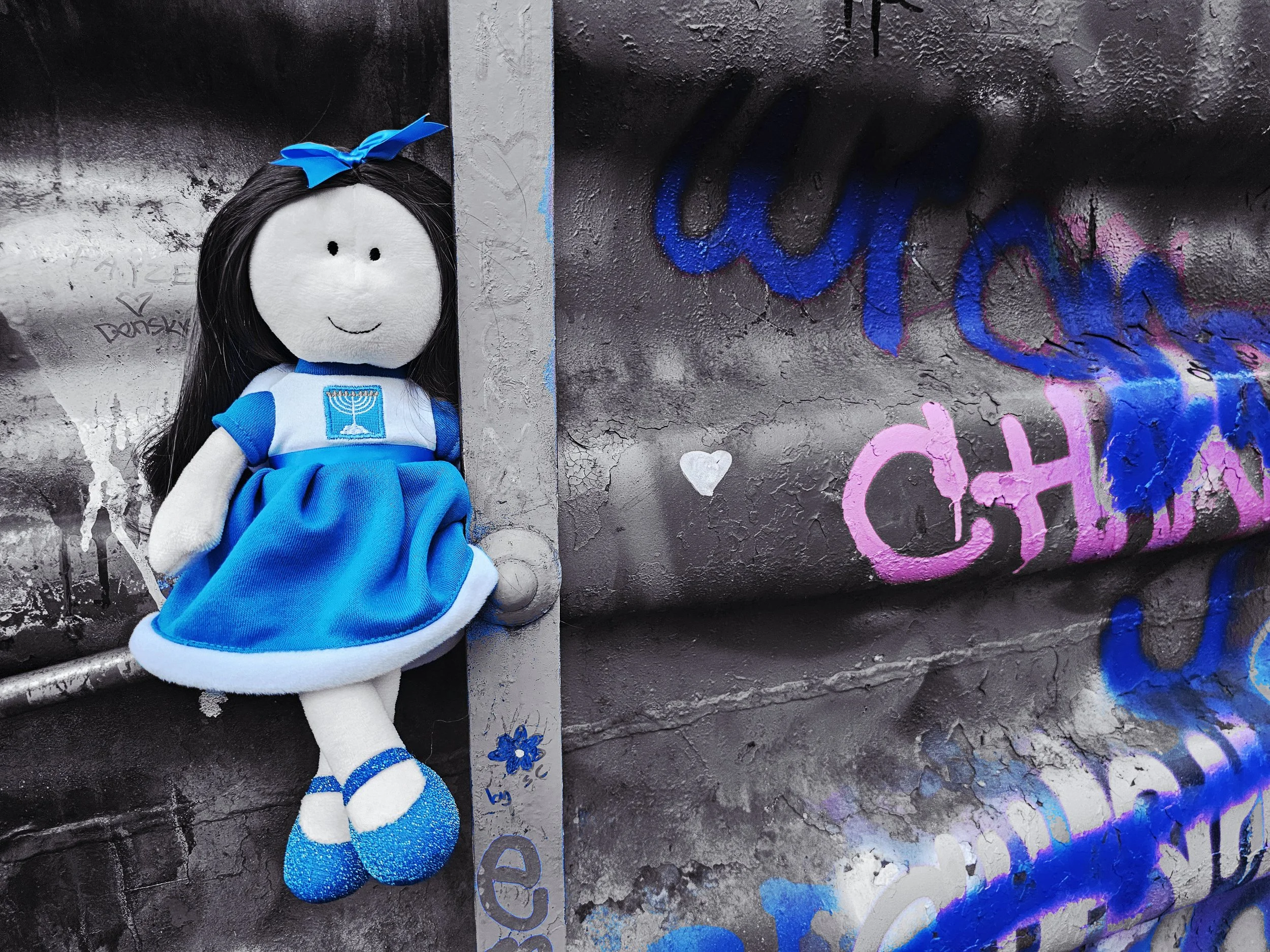 Hanukkah Veronica Spot Color Dress and some other elements