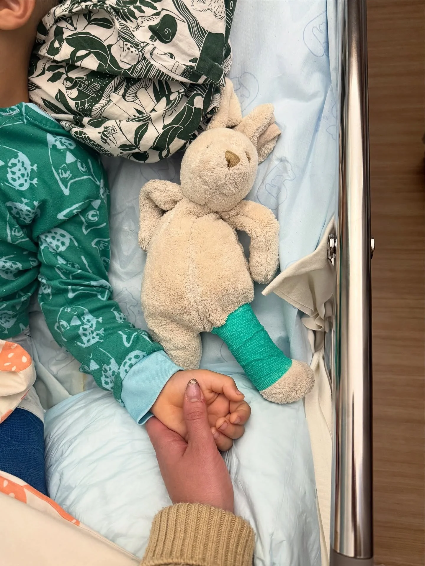 Muutama p&auml;iv&auml; sitten jouduttiin tilanteeseen johon ei vanhempana haluaisi joutua mutta ennen kaikkea ei haluaisi, ett&auml; oma lapsi joutuu. P&auml;iv&auml;kodissa oli tapahtunut tilanne, jossa meid&auml;n esikoista oltiin t&ouml;n&auml;st