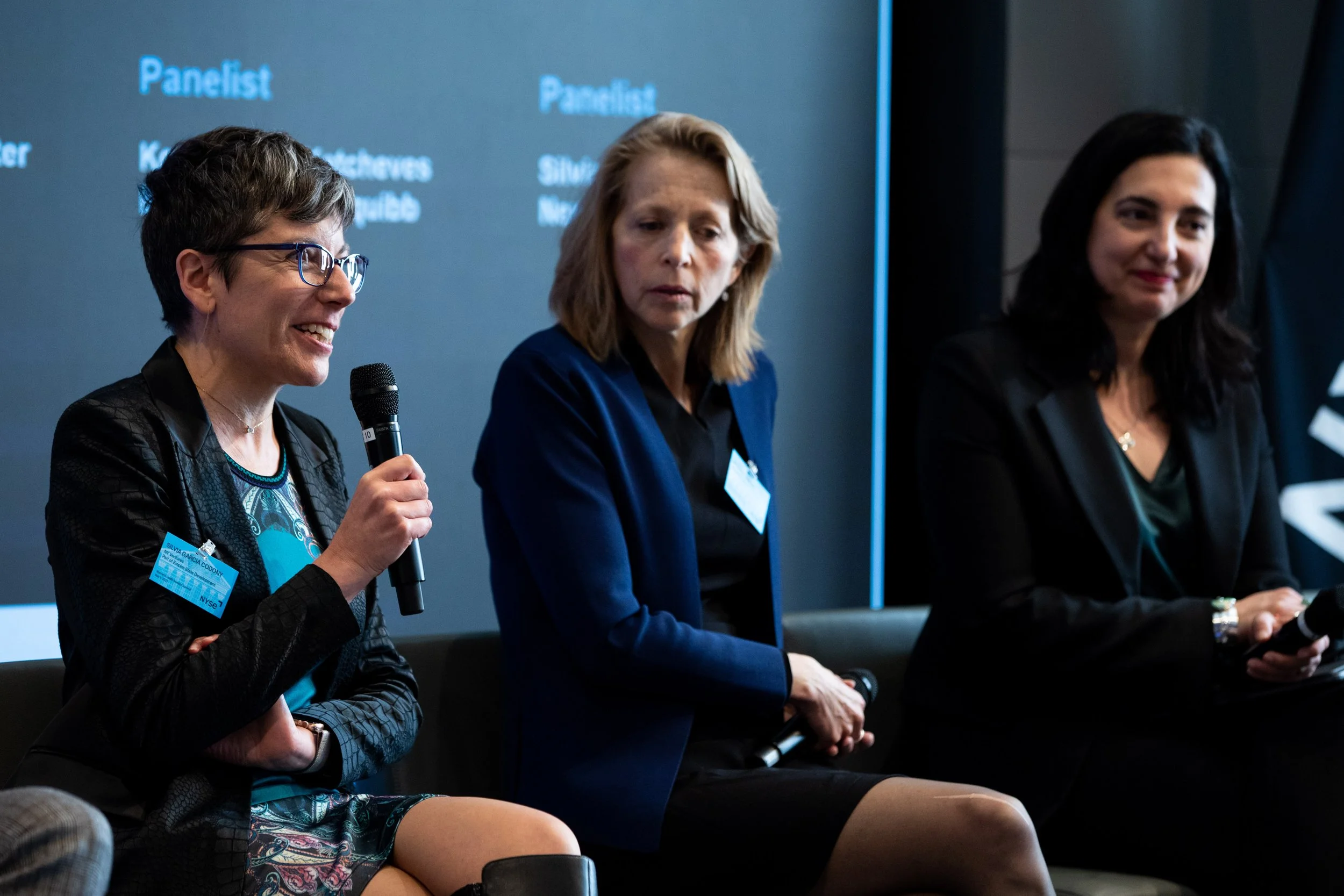 WomensHealthInvestorSummit-Panel-Photo-AJ-20230509-0227.jpg