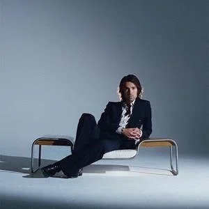 Cosmic crooner