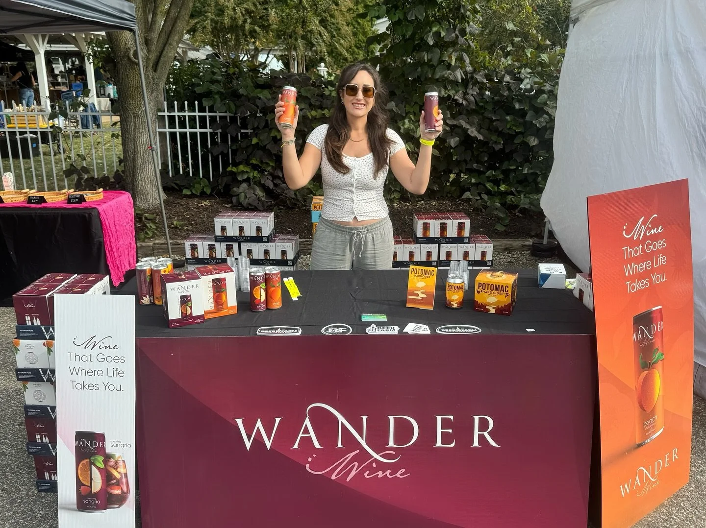 Nicole&rsquo;s at The Wine Festival at Kurtz&rsquo;s Beach pouring our new Wander Sangria &amp; Peach Chardonnay! 🍷 The event runs until 5 PM! 😊 #Wander #Wine