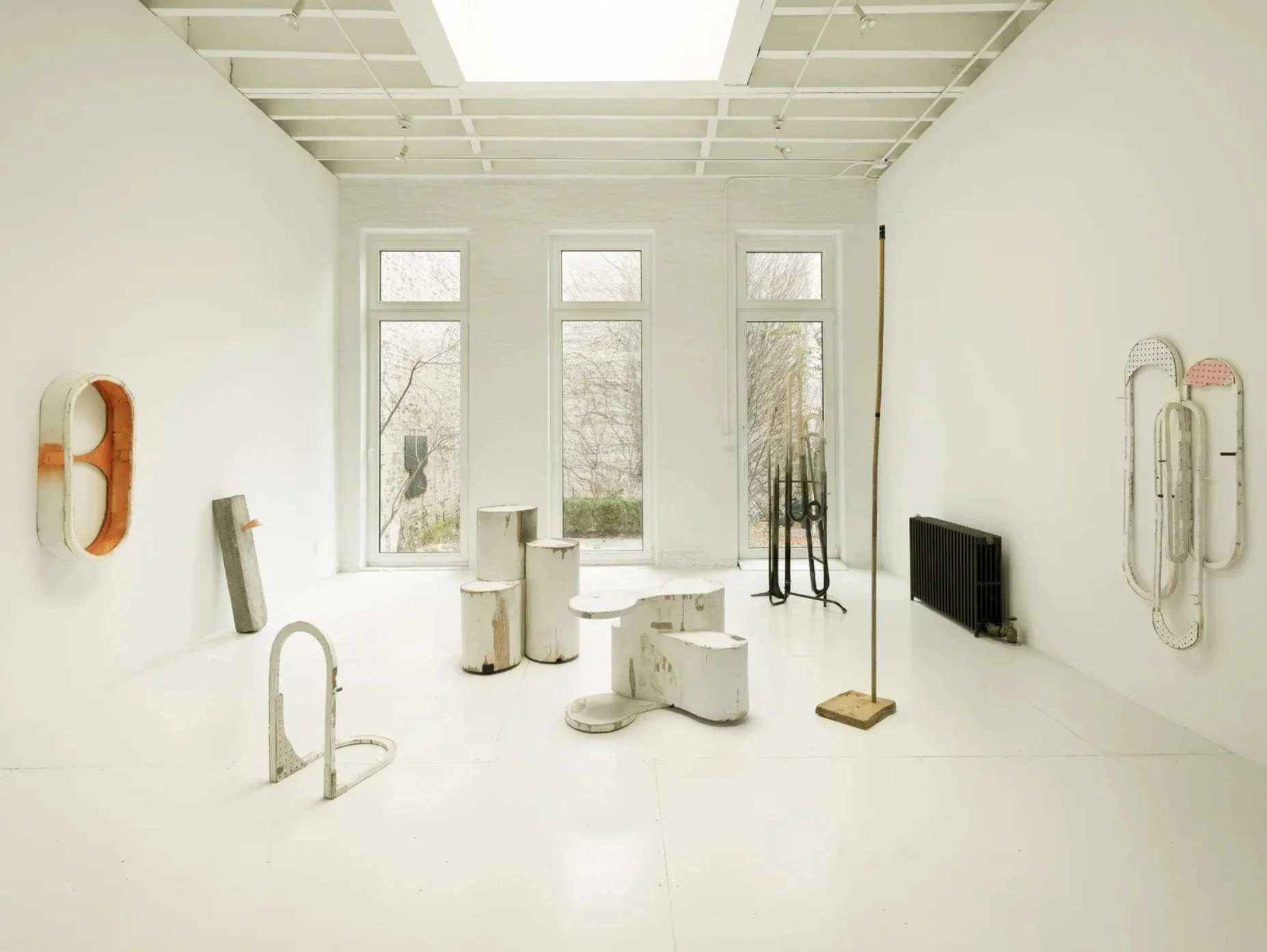 Tapestry House is an artist&rsquo;s residence, studio, and gallery in Ridgewood, Queens NY. The &ldquo;tapestry&rdquo; is a seasonally retractable thermal blanket that wraps that entire living space. This centuries old technique is taken from medieva