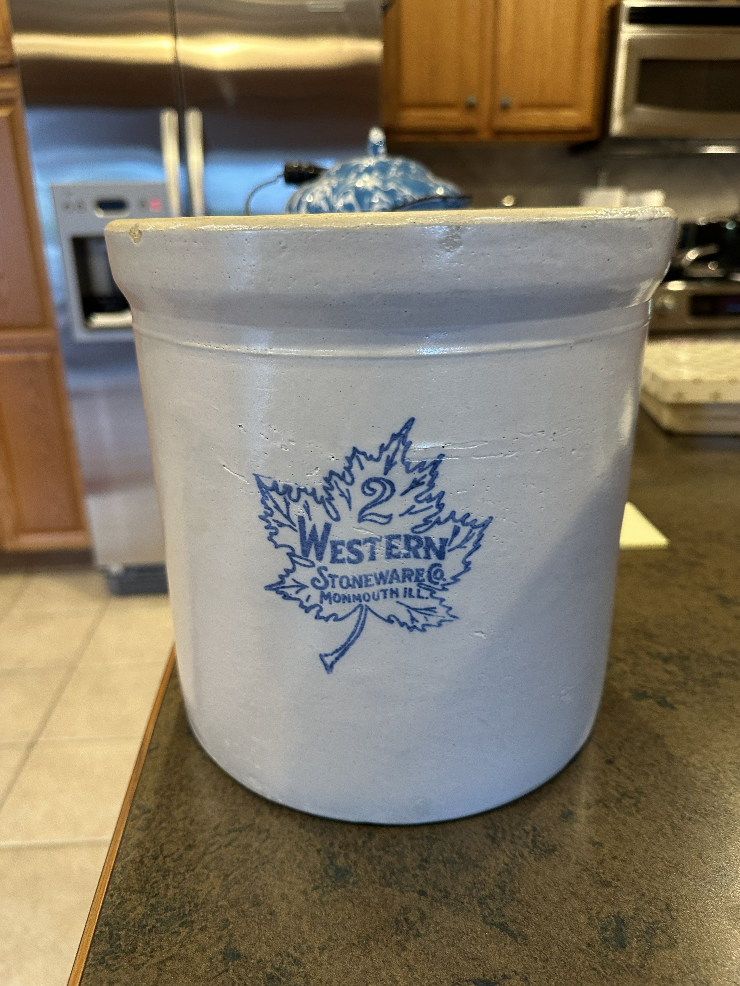 #2 Crock Western.jpg