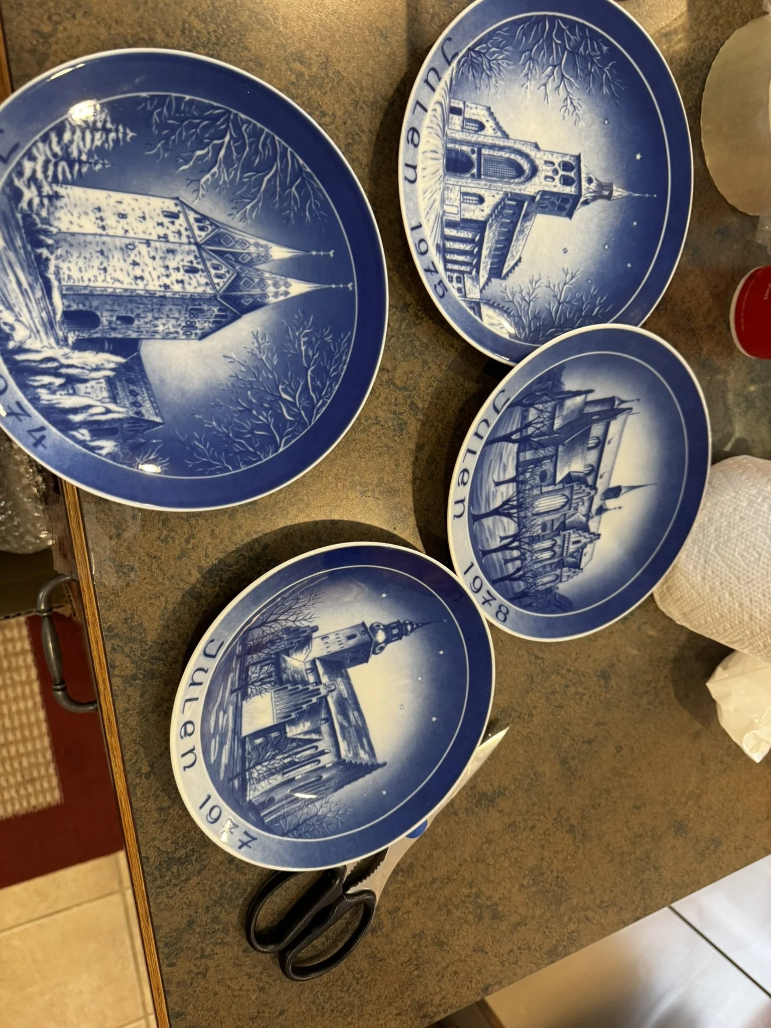 Denmark blue Christmas plates more.jpg